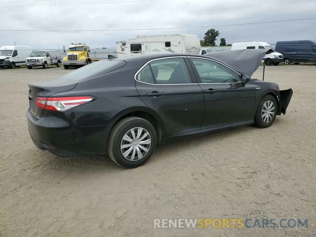 3 fotografías del automóvil dañado 4T1C31AK3LU018060 TOYOTA CAMRY 2020