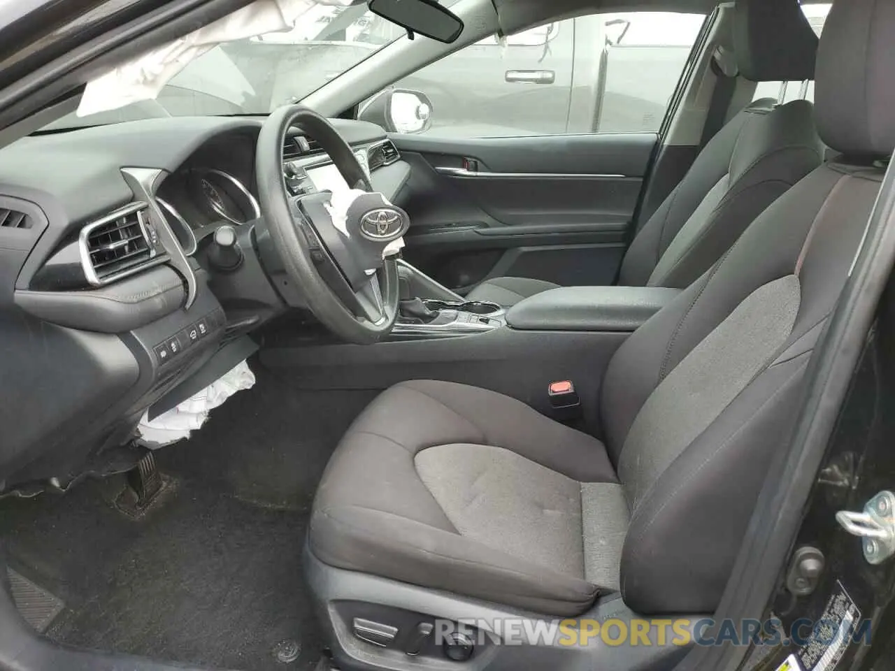 7 fotografías del automóvil dañado 4T1C31AK3LU018060 TOYOTA CAMRY 2020