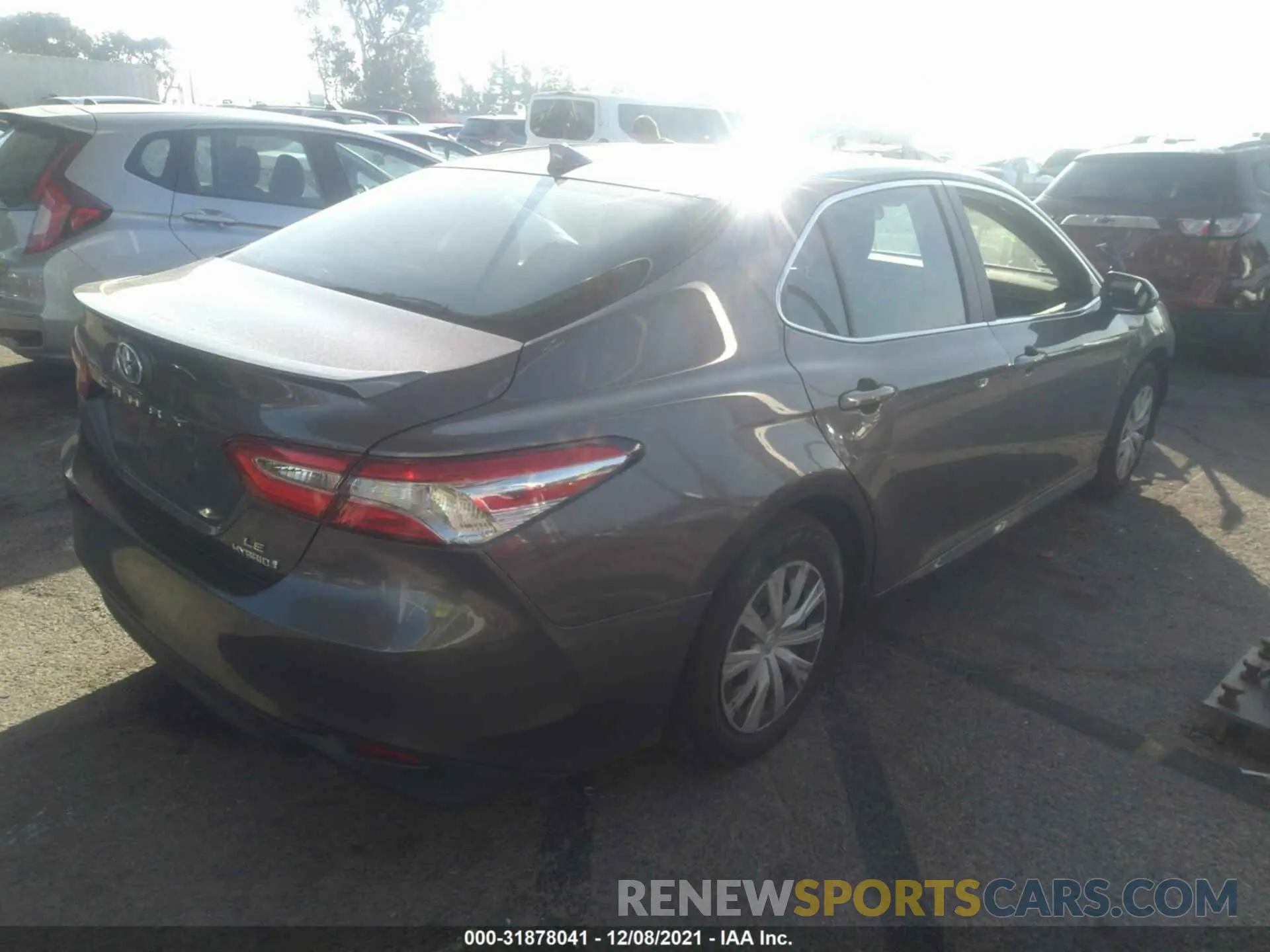 4 fotografías del automóvil dañado 4T1C31AK3LU539991 TOYOTA CAMRY 2020