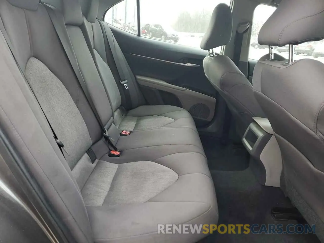 10 fotografías del automóvil dañado 4T1C31AK3LU542213 TOYOTA CAMRY 2020