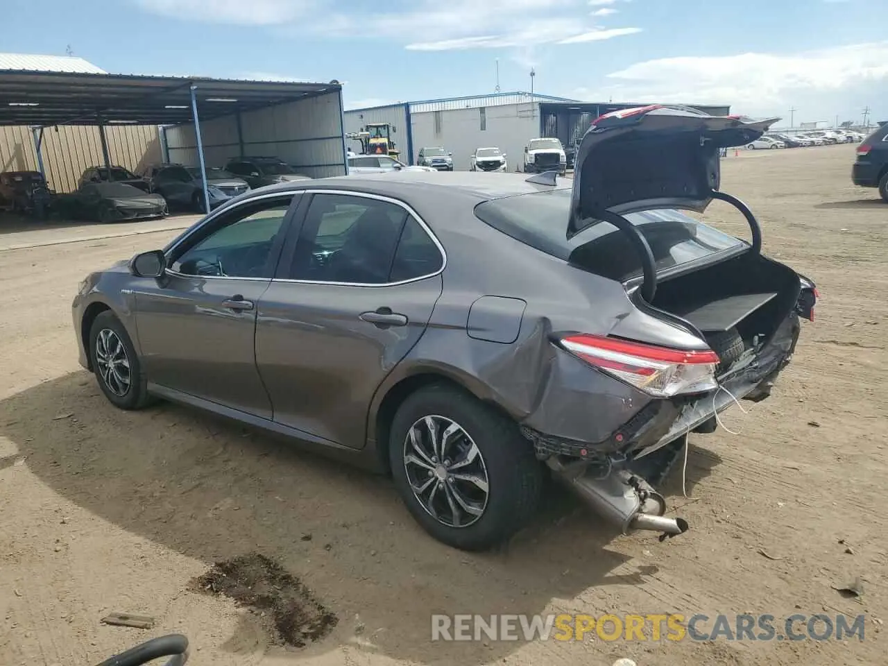 2 fotografías del automóvil dañado 4T1C31AK3LU544043 TOYOTA CAMRY 2020