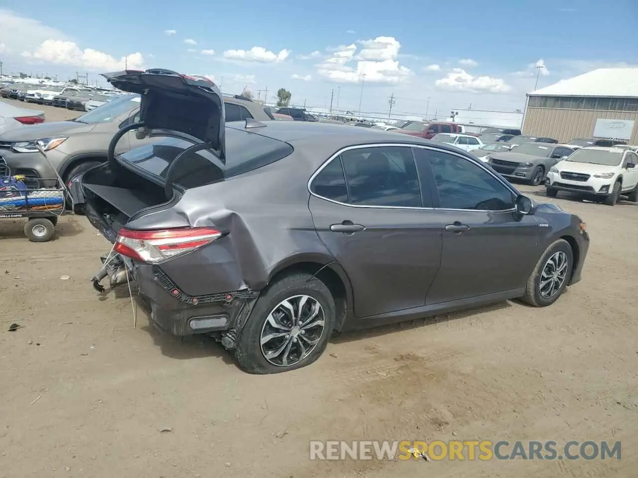3 fotografías del automóvil dañado 4T1C31AK3LU544043 TOYOTA CAMRY 2020