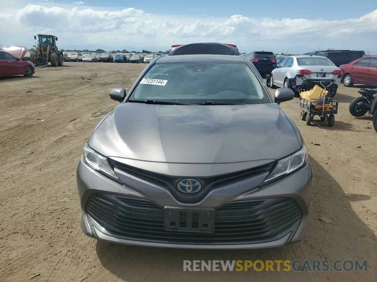 5 fotografías del automóvil dañado 4T1C31AK3LU544043 TOYOTA CAMRY 2020