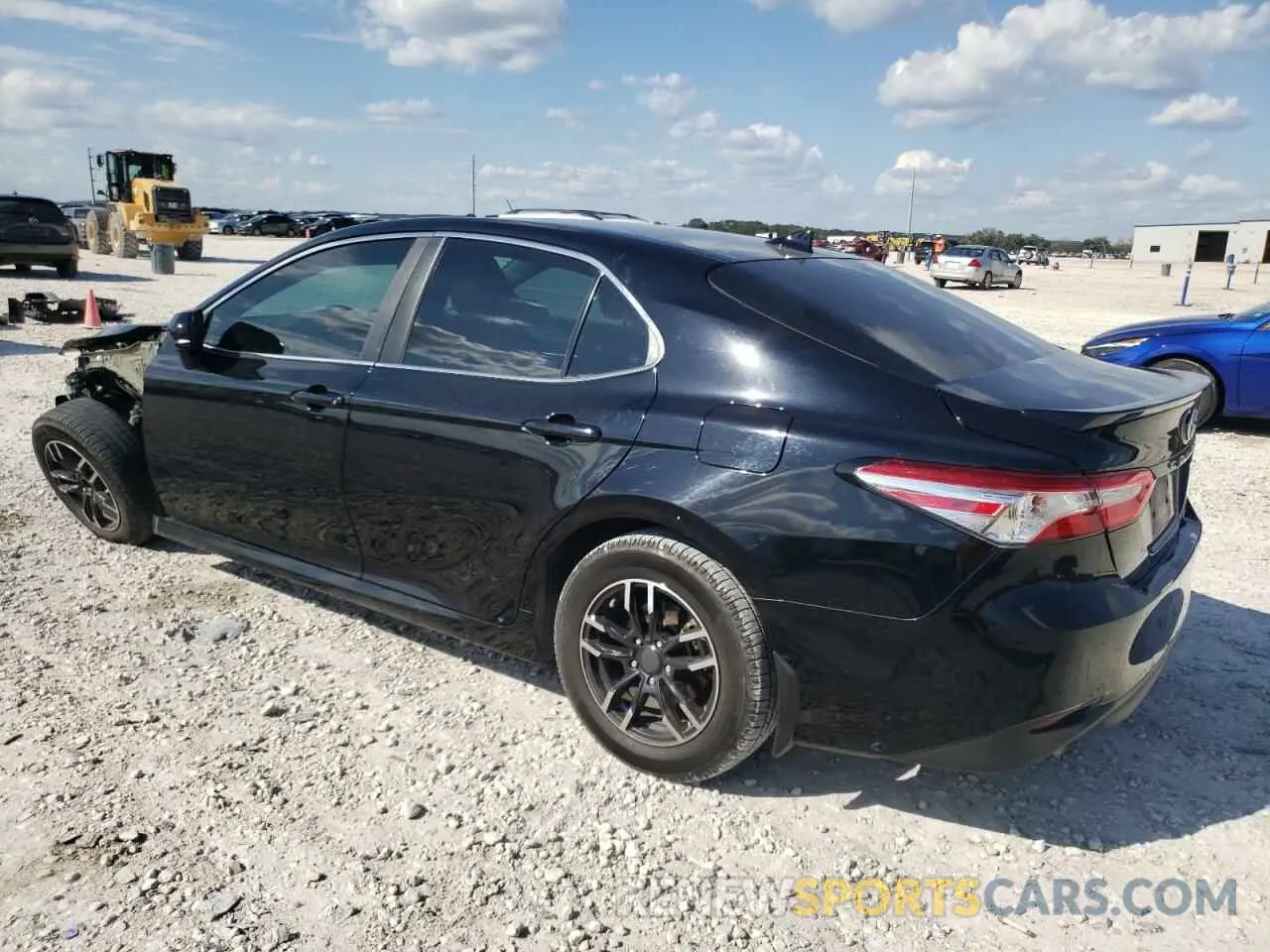 2 fotografías del automóvil dañado 4T1C31AK3LU544723 TOYOTA CAMRY 2020