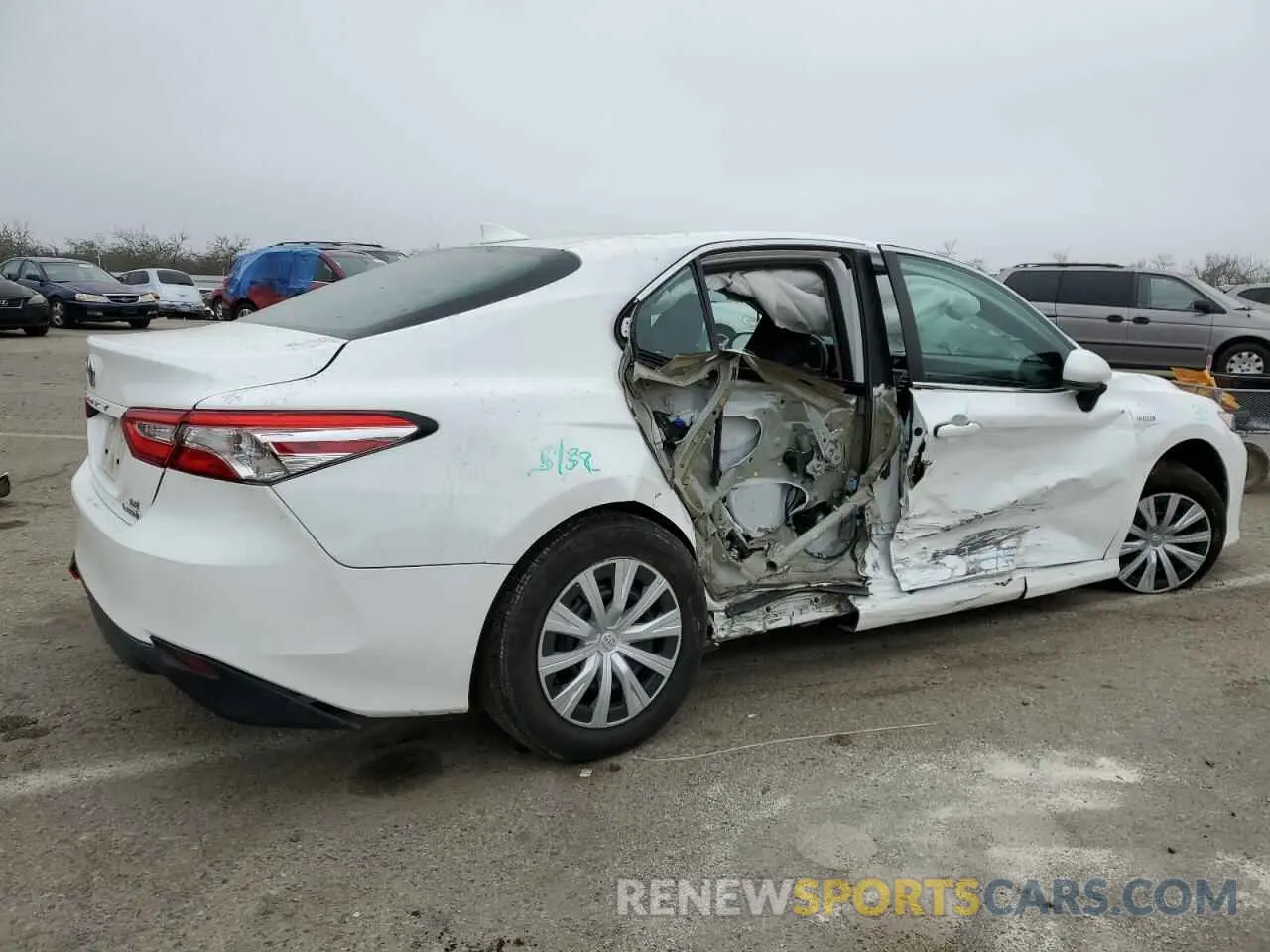 3 fotografías del automóvil dañado 4T1C31AK4LU518180 TOYOTA CAMRY 2020