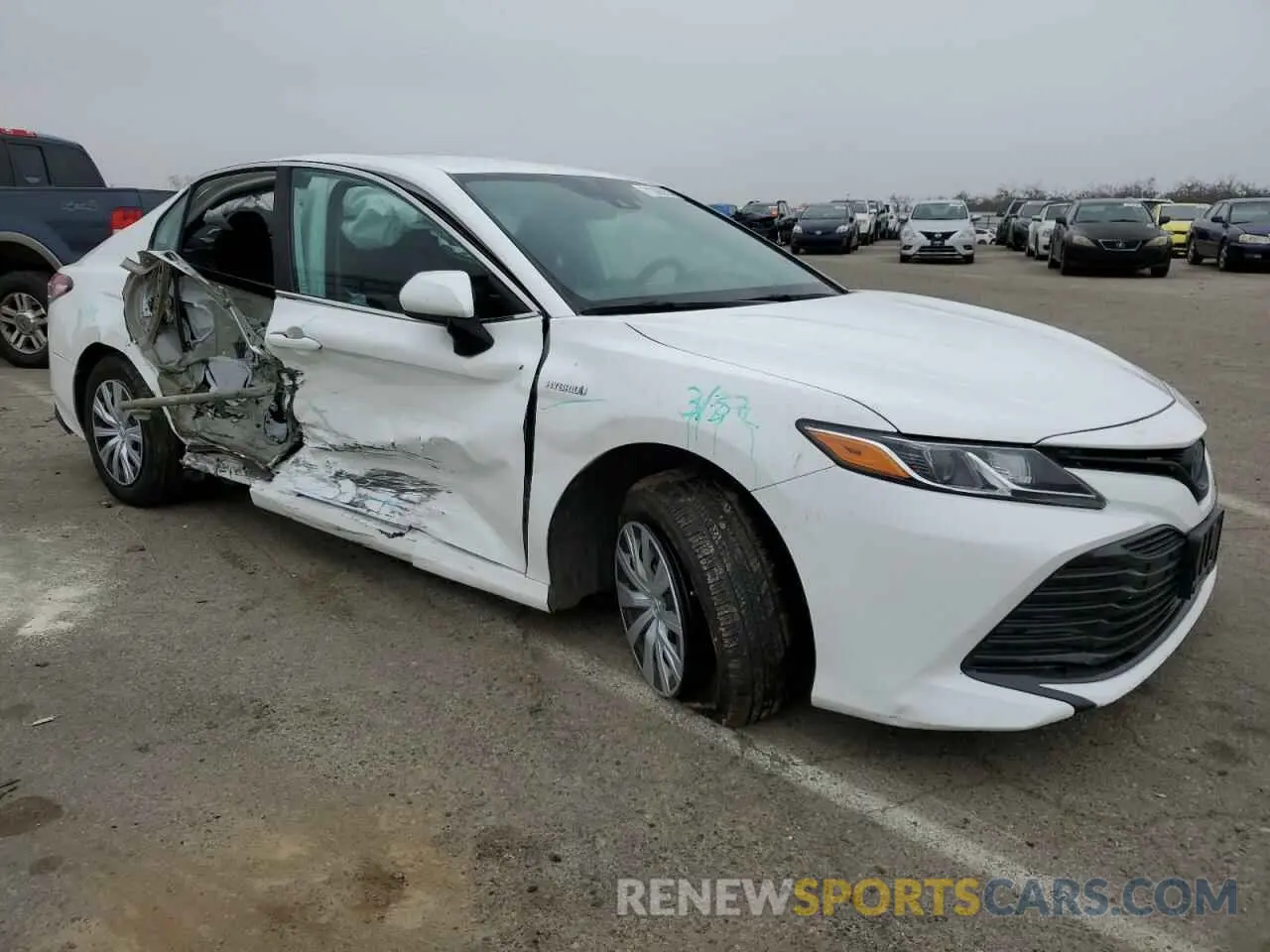 4 fotografías del automóvil dañado 4T1C31AK4LU518180 TOYOTA CAMRY 2020