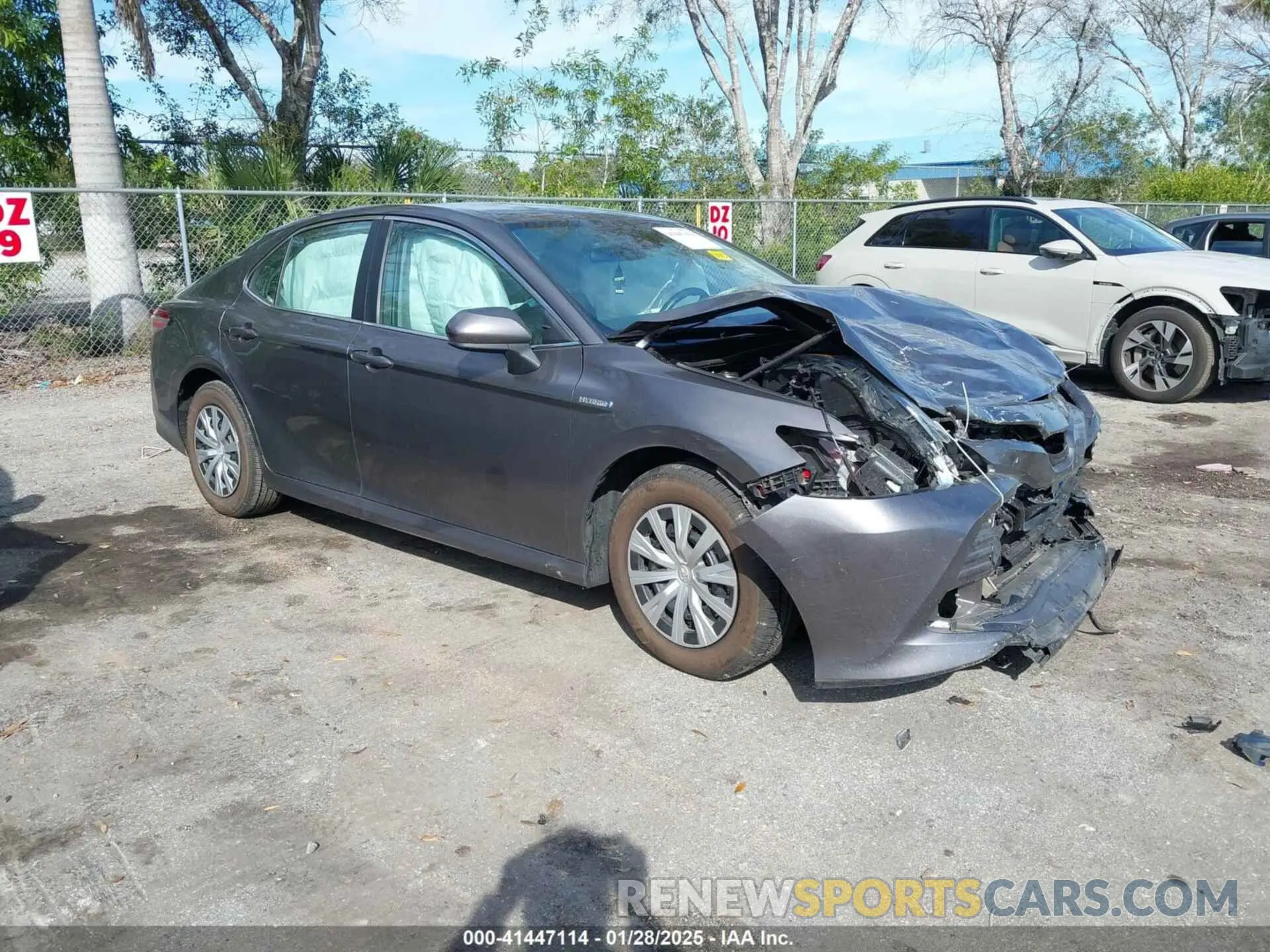 1 fotografías del automóvil dañado 4T1C31AK4LU540759 TOYOTA CAMRY 2020