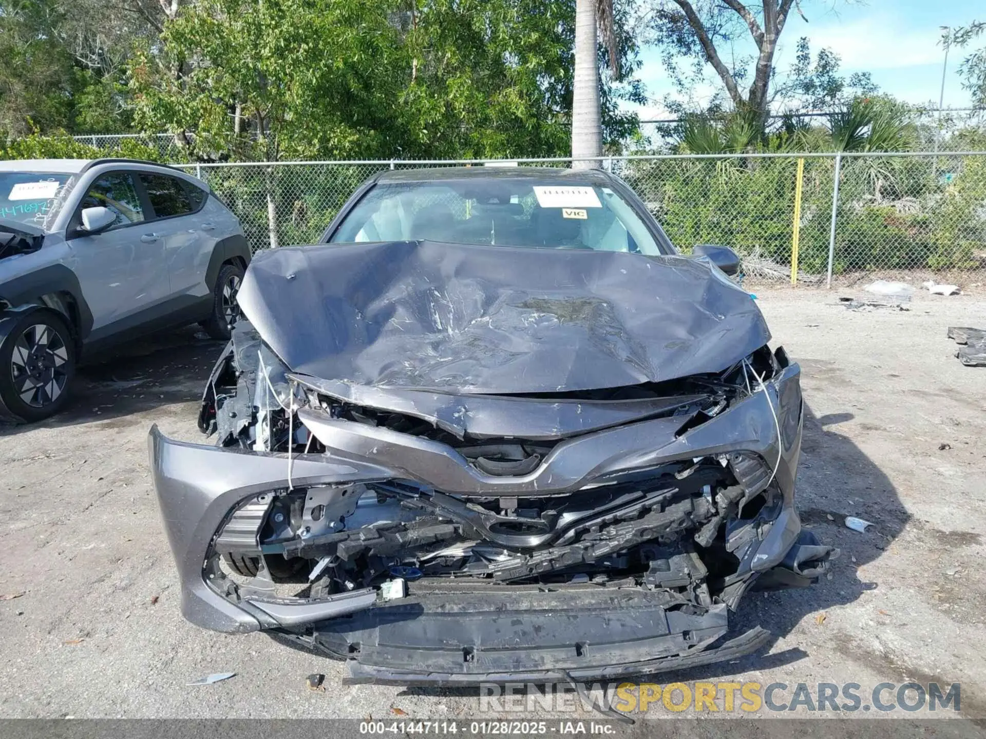 11 fotografías del automóvil dañado 4T1C31AK4LU540759 TOYOTA CAMRY 2020