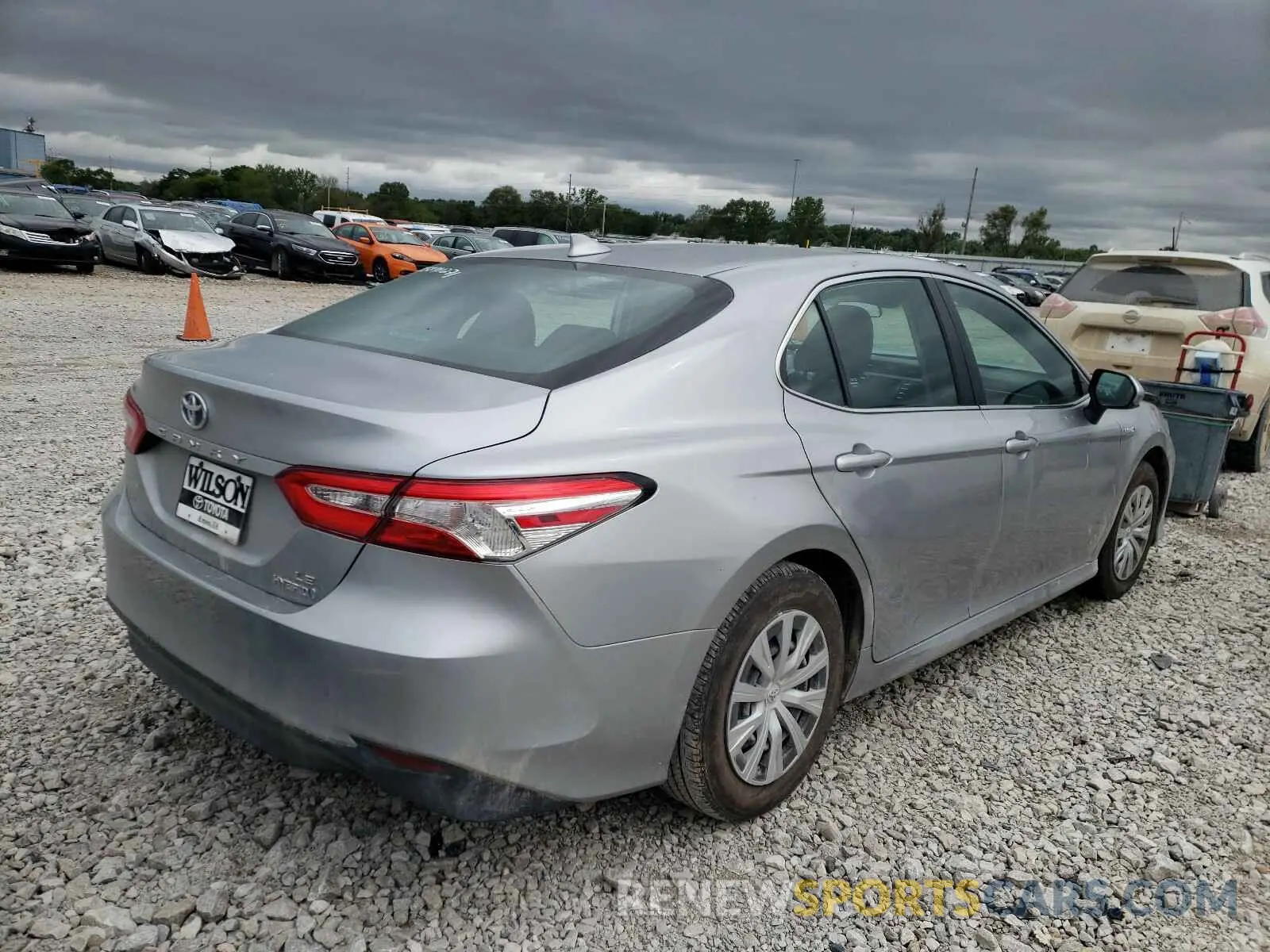 4 fotografías del automóvil dañado 4T1C31AK5LU523601 TOYOTA CAMRY 2020