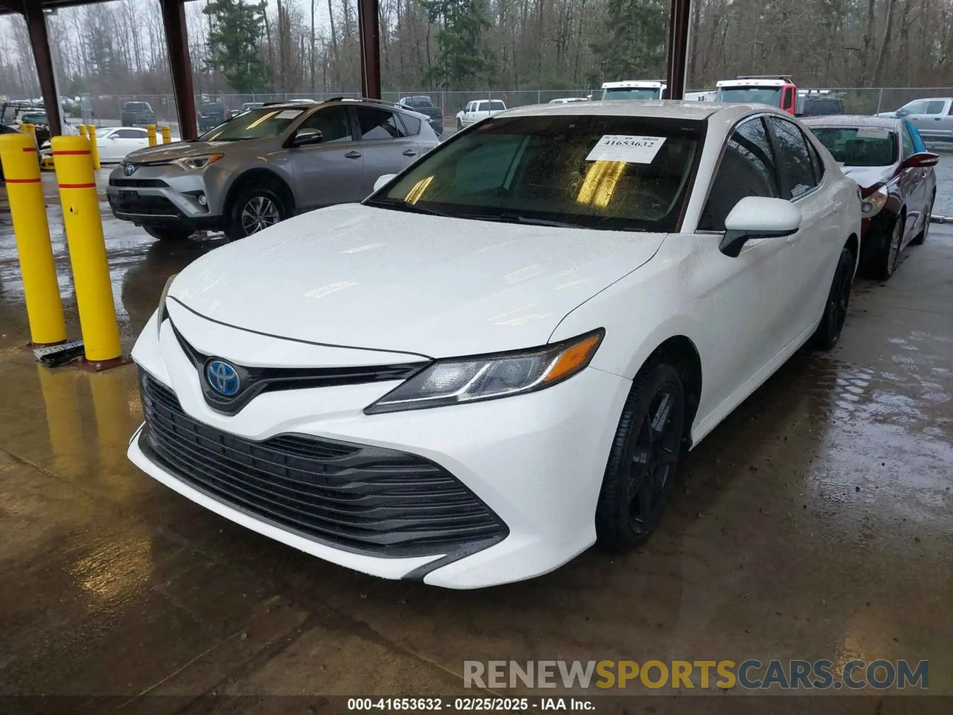 2 fotografías del automóvil dañado 4T1C31AK5LU528748 TOYOTA CAMRY 2020