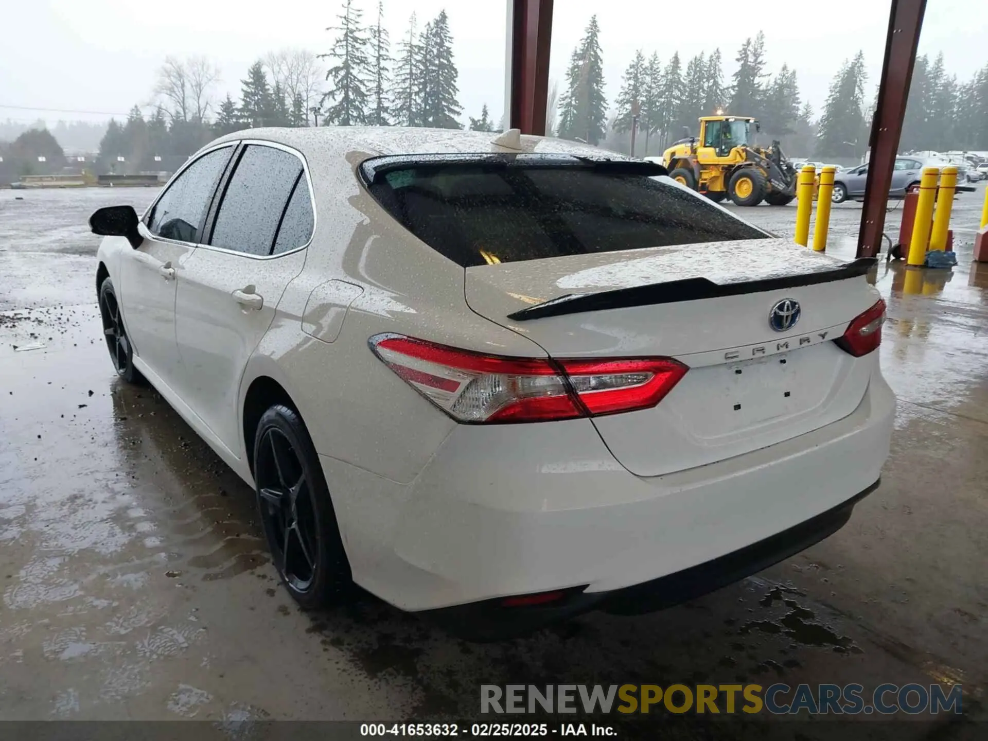 3 fotografías del automóvil dañado 4T1C31AK5LU528748 TOYOTA CAMRY 2020