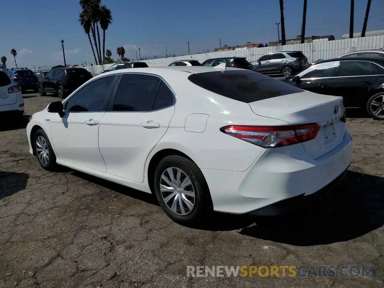 2 fotografías del automóvil dañado 4T1C31AK5LU528782 TOYOTA CAMRY 2020