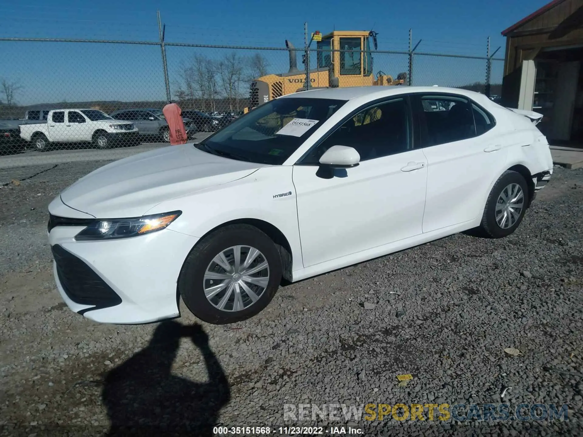 2 fotografías del automóvil dañado 4T1C31AK5LU529852 TOYOTA CAMRY 2020