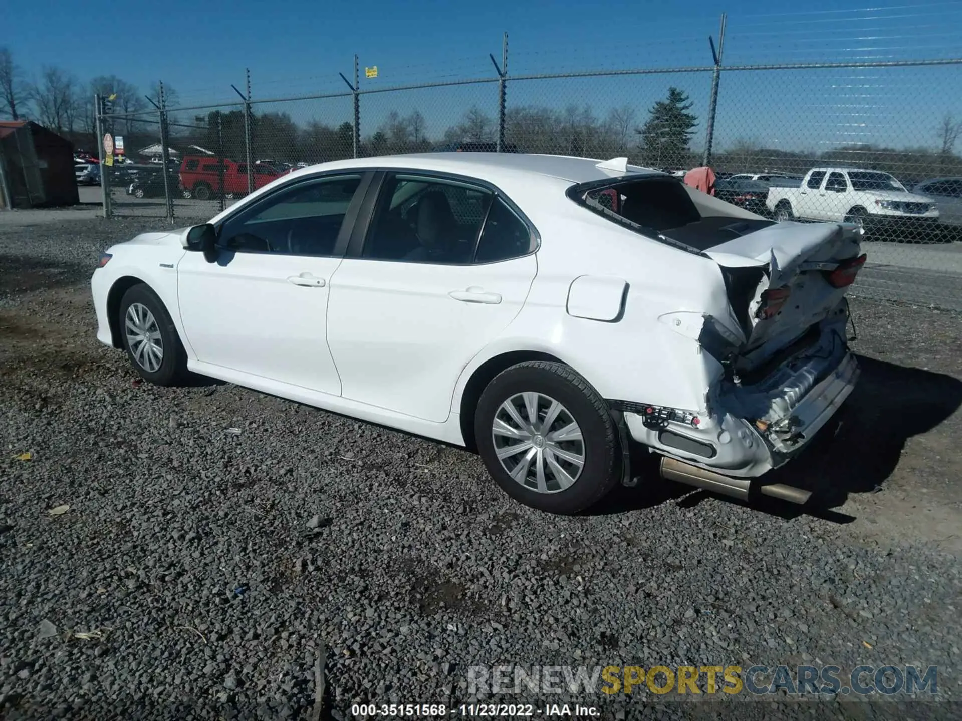 3 fotografías del automóvil dañado 4T1C31AK5LU529852 TOYOTA CAMRY 2020