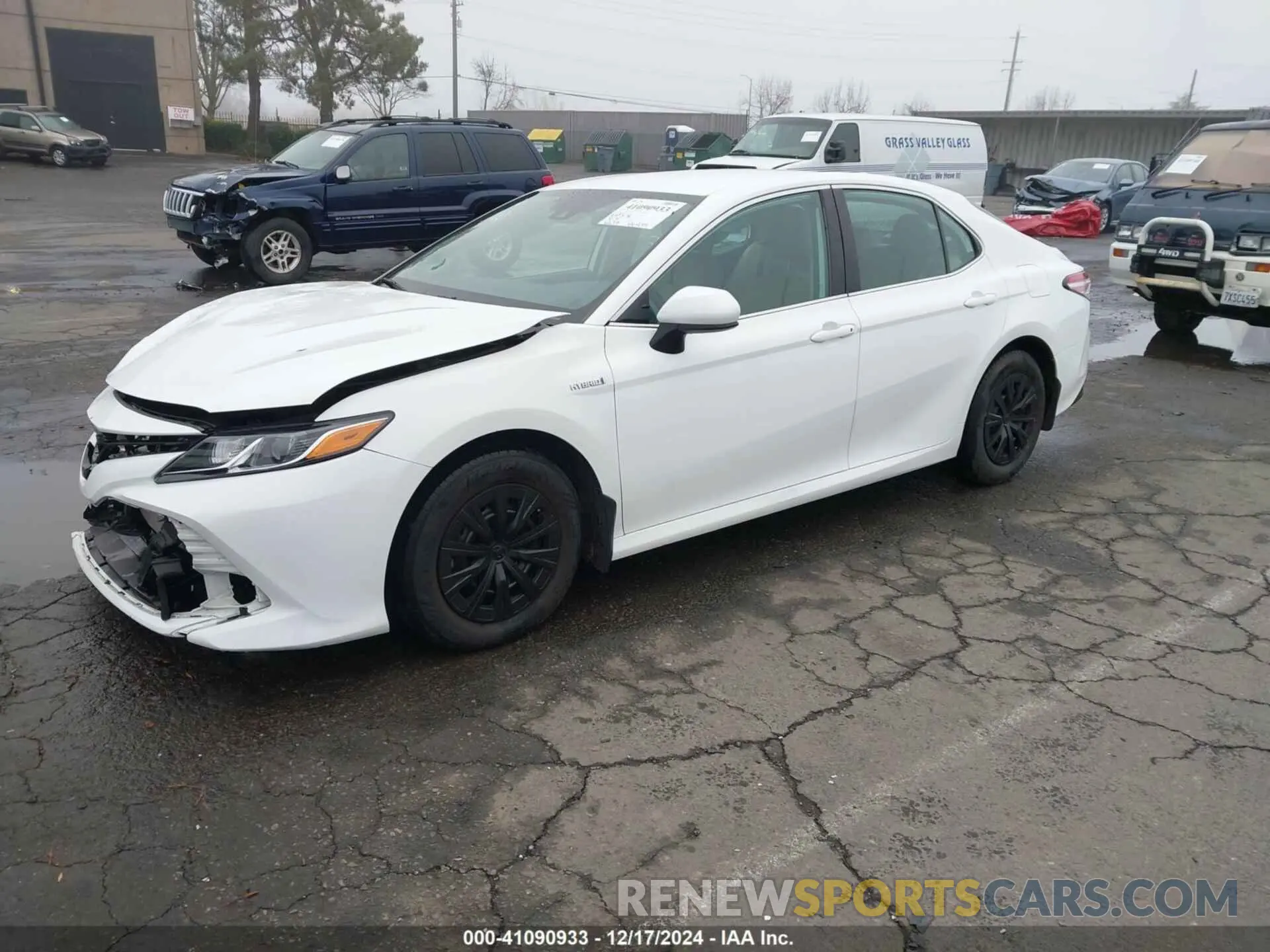 2 fotografías del automóvil dañado 4T1C31AK6LU532873 TOYOTA CAMRY 2020