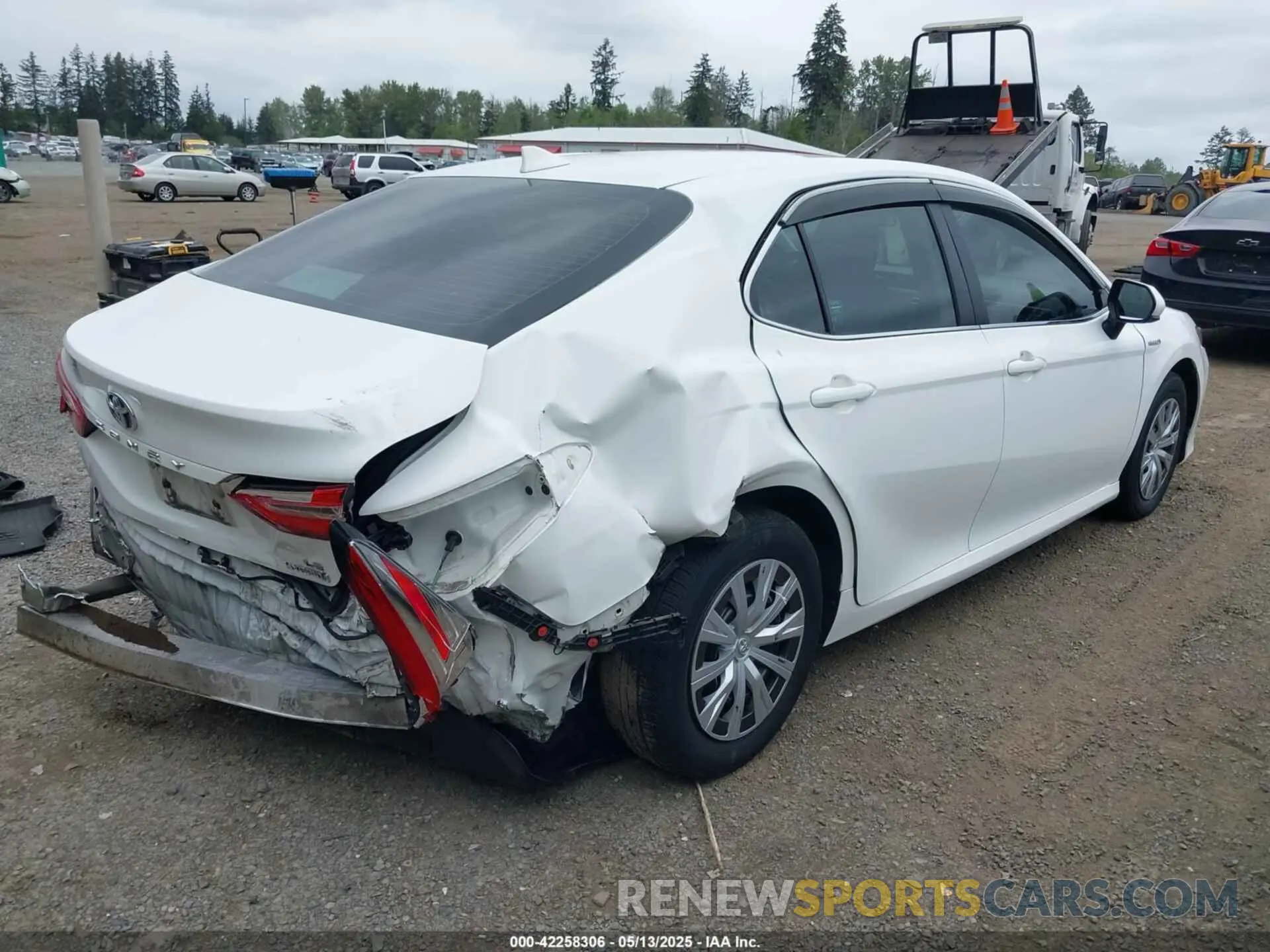 4 fotografías del automóvil dañado 4T1C31AK7LU018157 TOYOTA CAMRY 2020