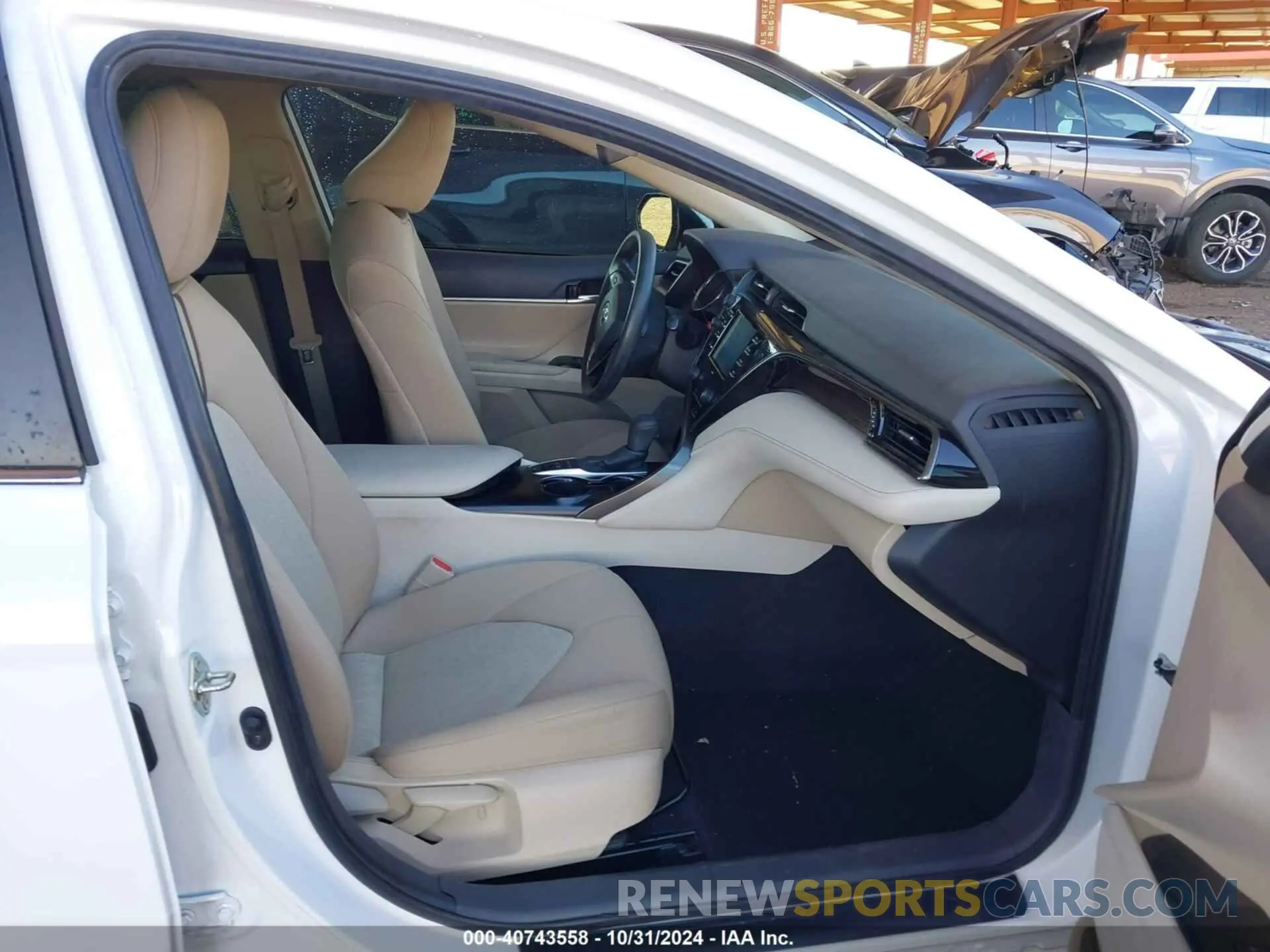 5 fotografías del automóvil dañado 4T1C31AKXLU524615 TOYOTA CAMRY 2020