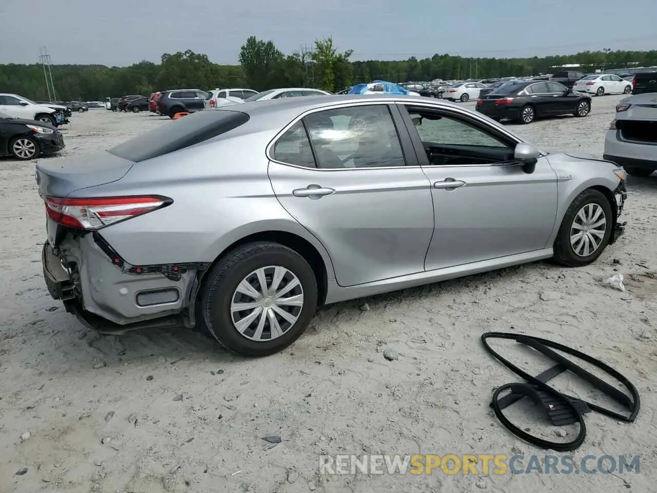 3 fotografías del automóvil dañado 4T1C31AKXLU536182 TOYOTA CAMRY 2020