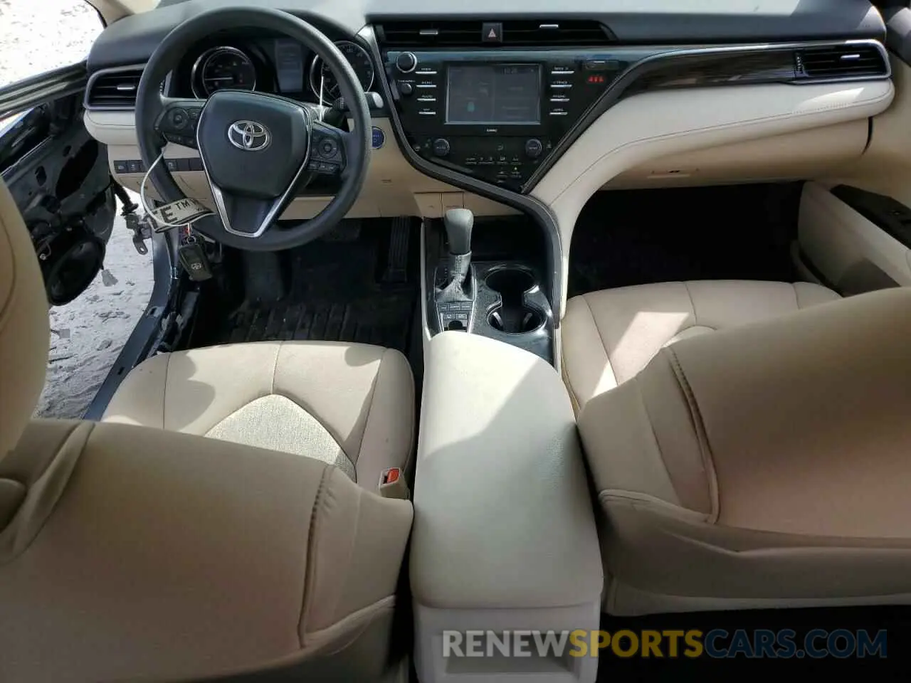 8 fotografías del automóvil dañado 4T1C31AKXLU536182 TOYOTA CAMRY 2020