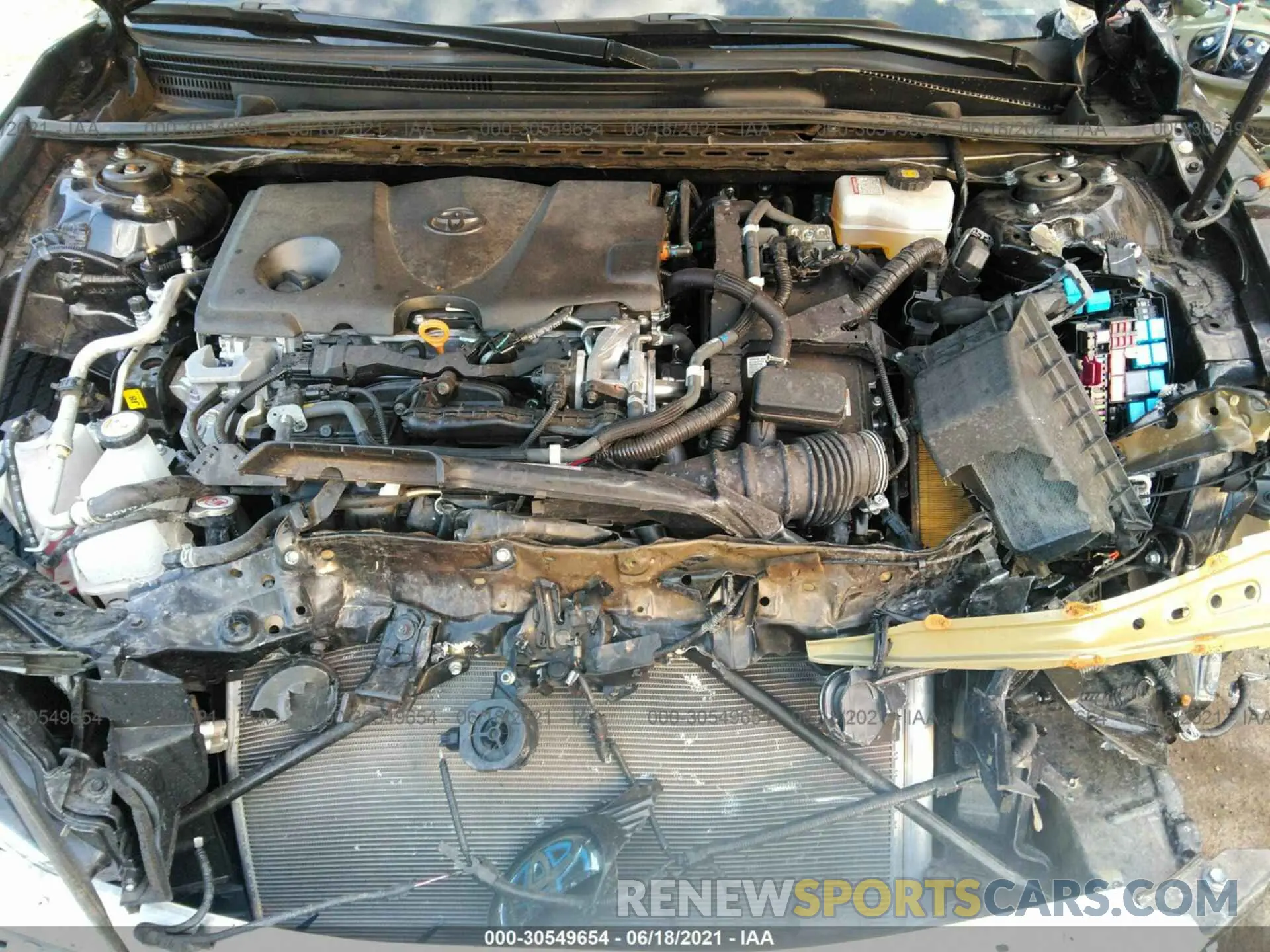 10 fotografías del automóvil dañado 4T1E31AK0LU009356 TOYOTA CAMRY 2020