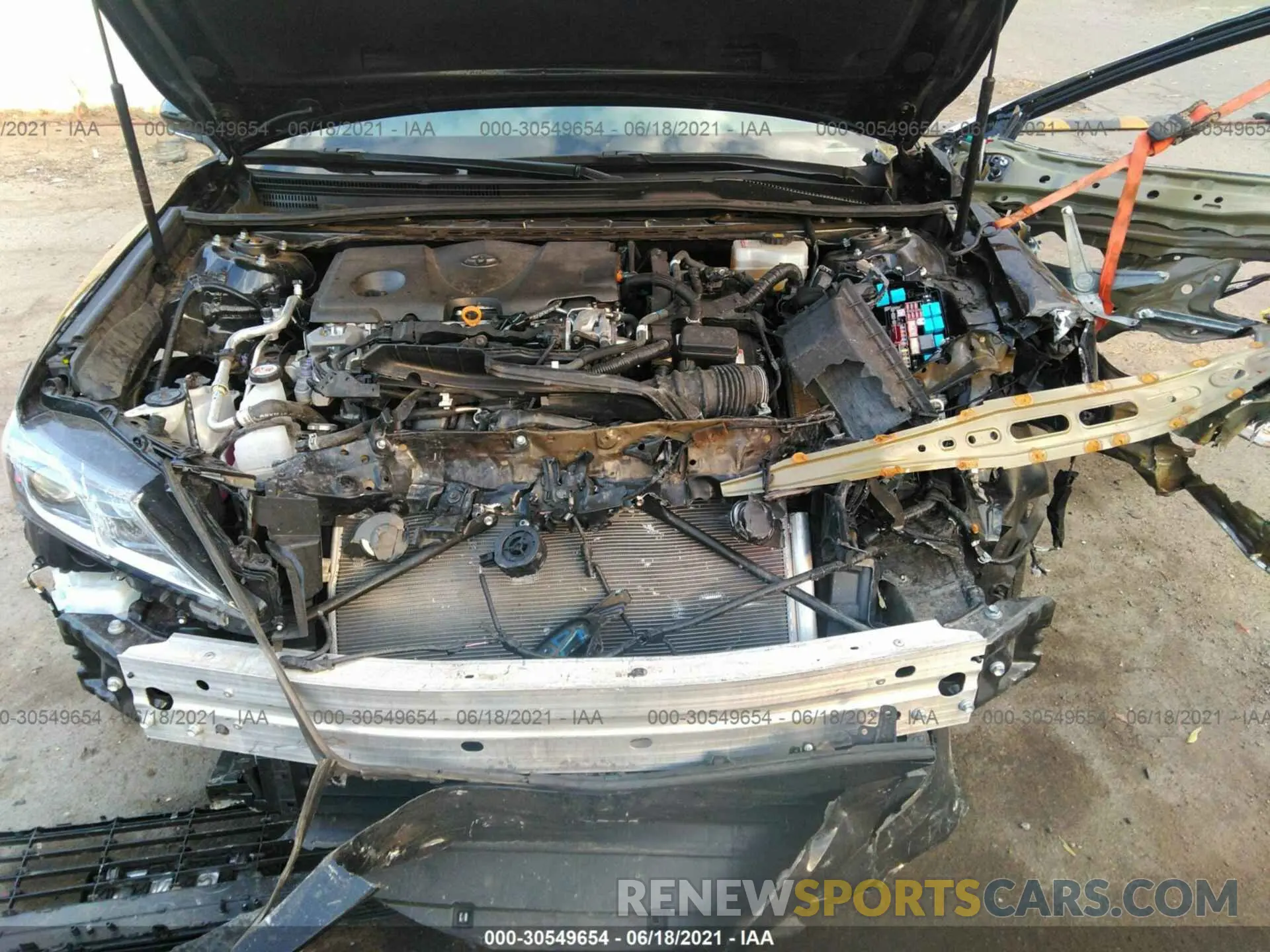 6 fotografías del automóvil dañado 4T1E31AK0LU009356 TOYOTA CAMRY 2020
