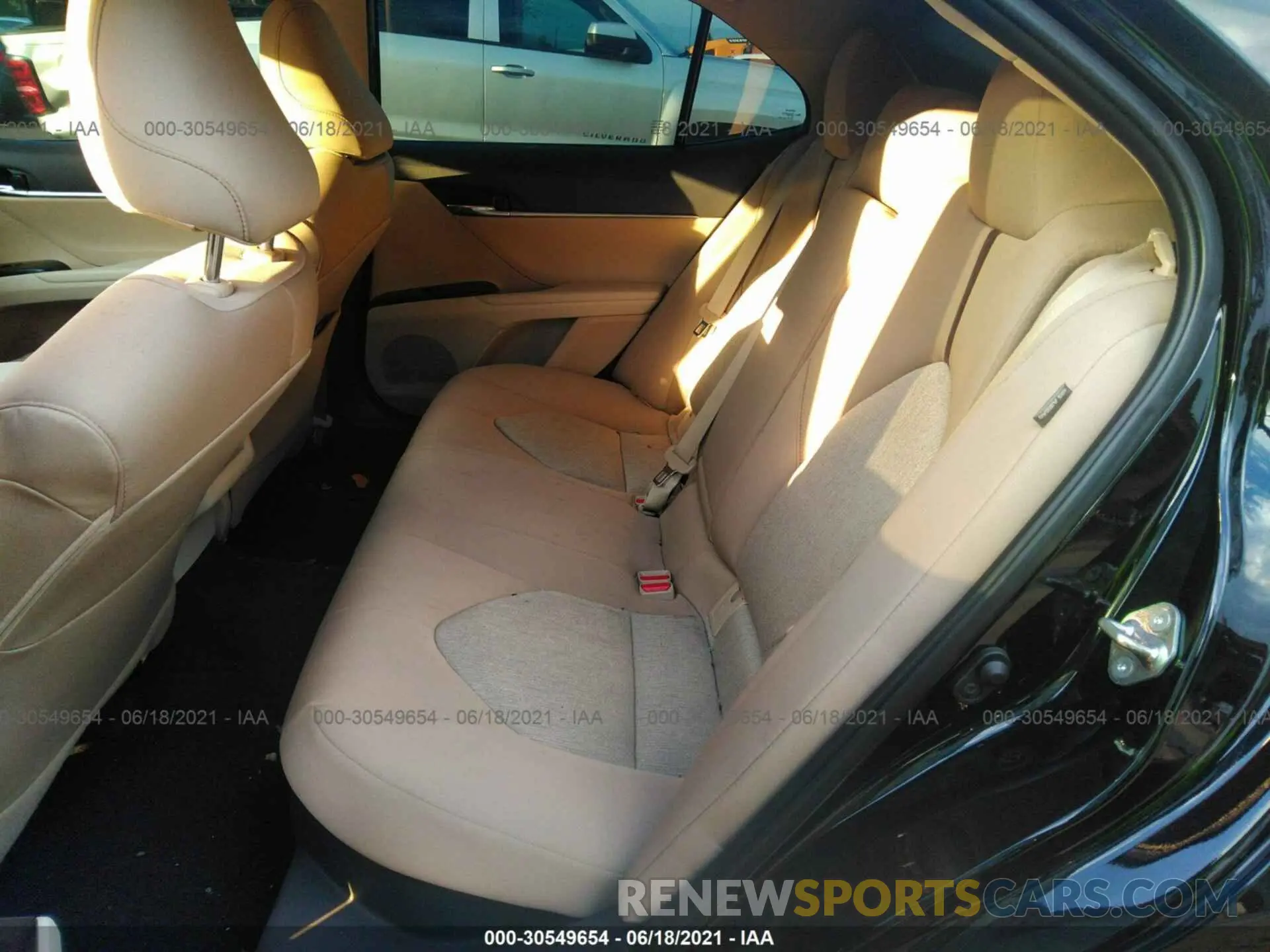 8 fotografías del automóvil dañado 4T1E31AK0LU009356 TOYOTA CAMRY 2020
