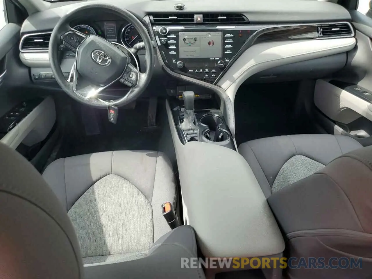 8 fotografías del automóvil dañado 4T1E31AK4LU532041 TOYOTA CAMRY 2020