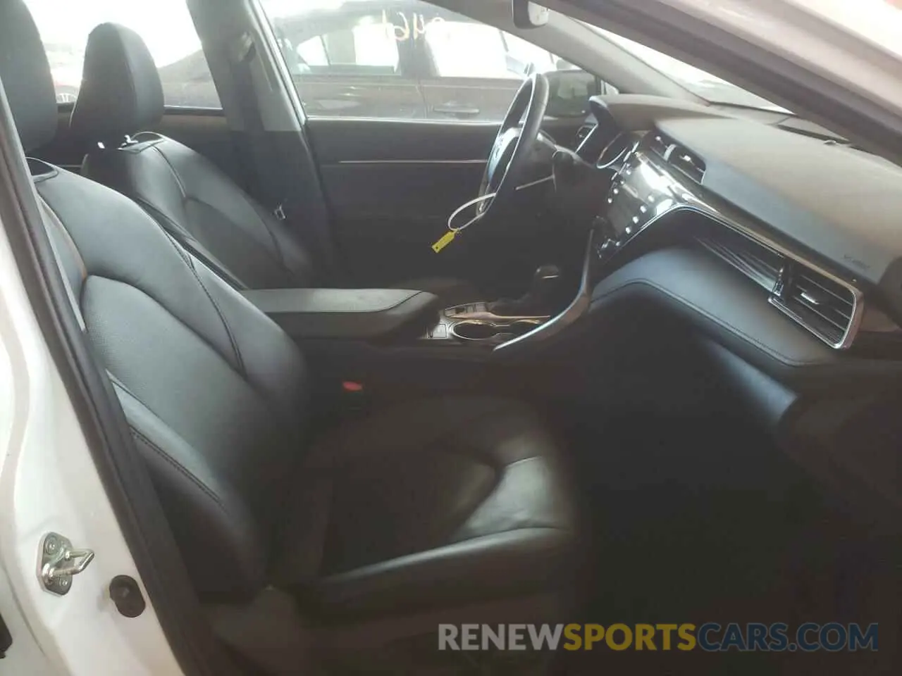 5 fotografías del automóvil dañado 4T1F11AK0LU357426 TOYOTA CAMRY 2020