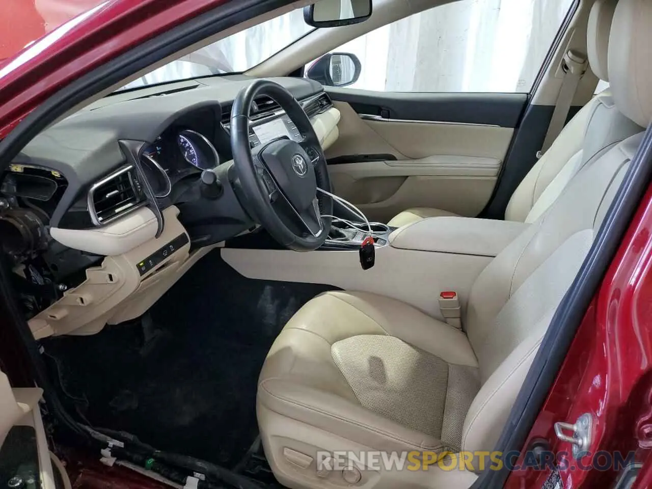7 fotografías del automóvil dañado 4T1F11AK1LU300927 TOYOTA CAMRY 2020