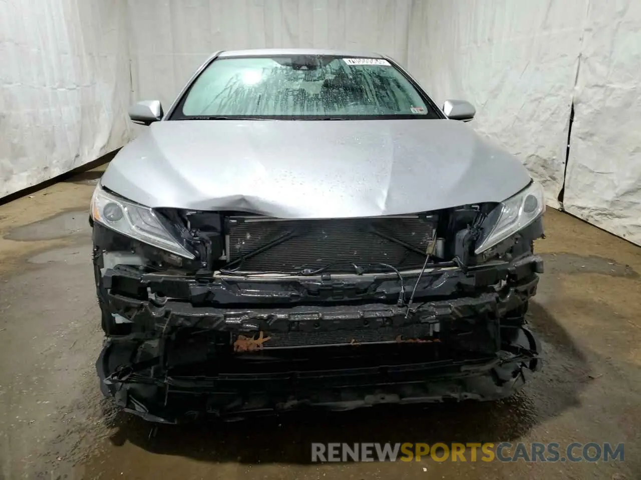 5 fotografías del automóvil dañado 4T1F11AK1LU867896 TOYOTA CAMRY 2020