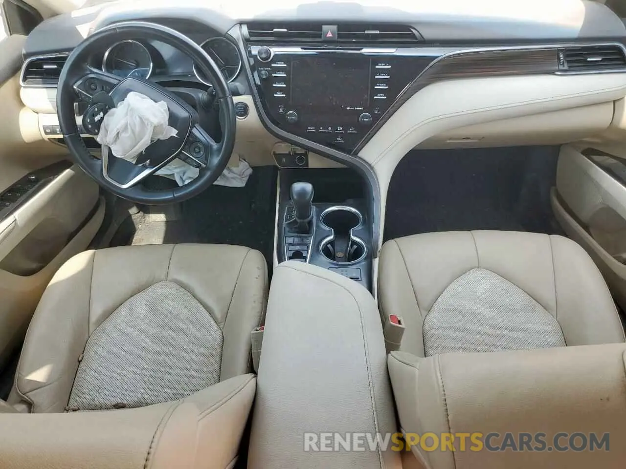 8 fotografías del automóvil dañado 4T1F11AK2LU899496 TOYOTA CAMRY 2020