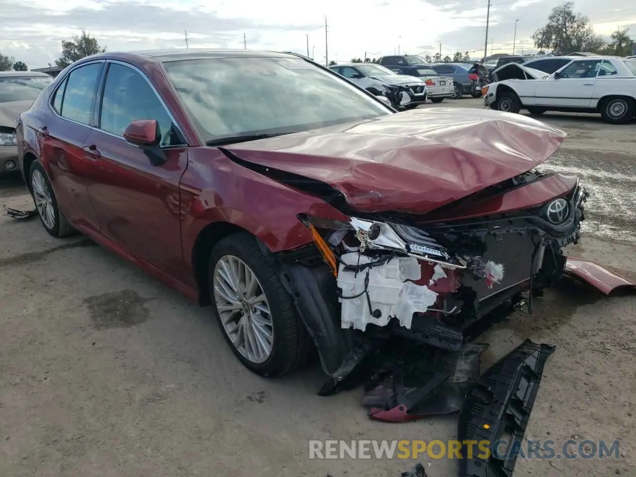 1 fotografías del automóvil dañado 4T1F11AK3LU970821 TOYOTA CAMRY 2020
