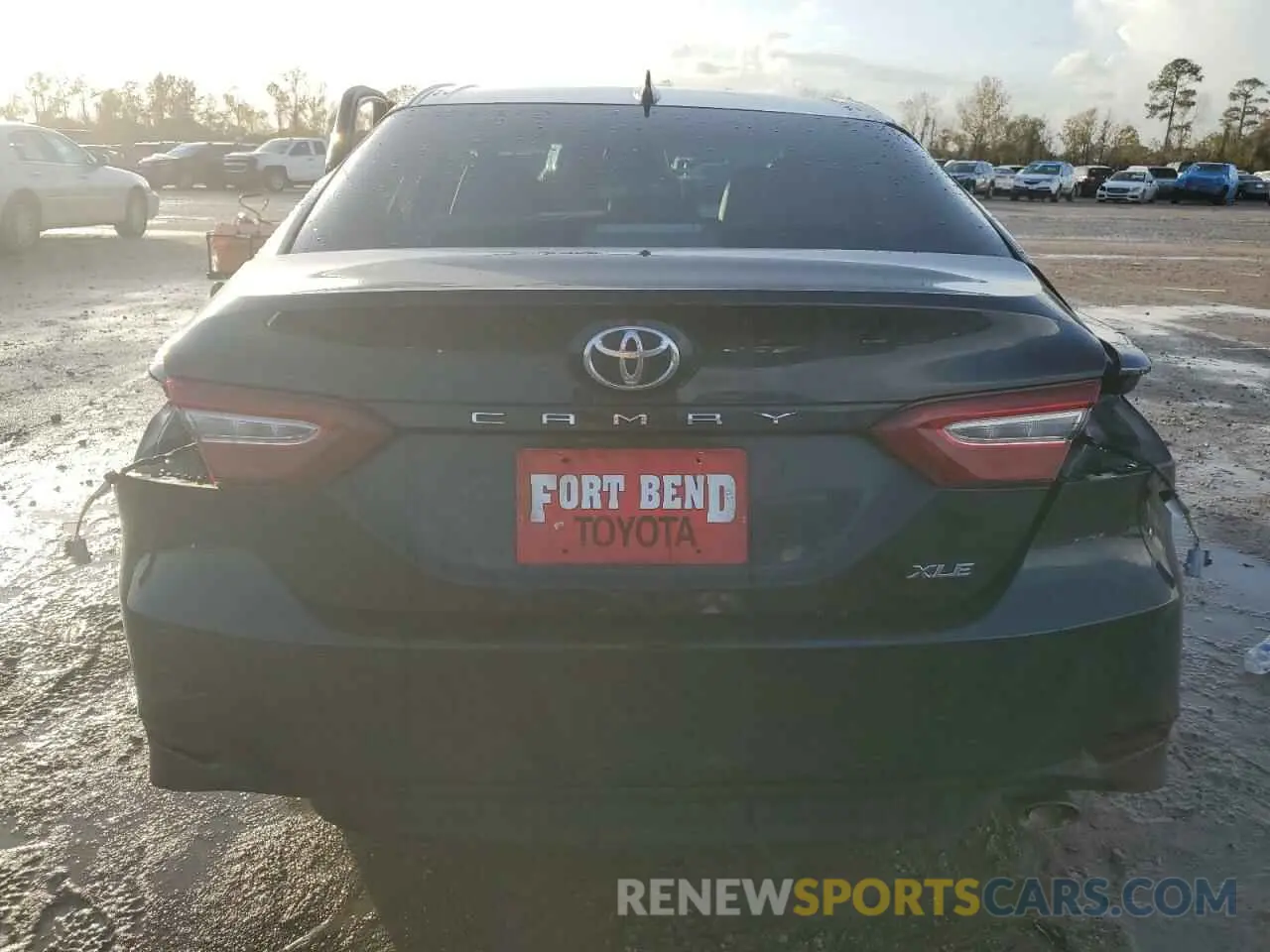 6 fotografías del automóvil dañado 4T1F11AK3LU987604 TOYOTA CAMRY 2020