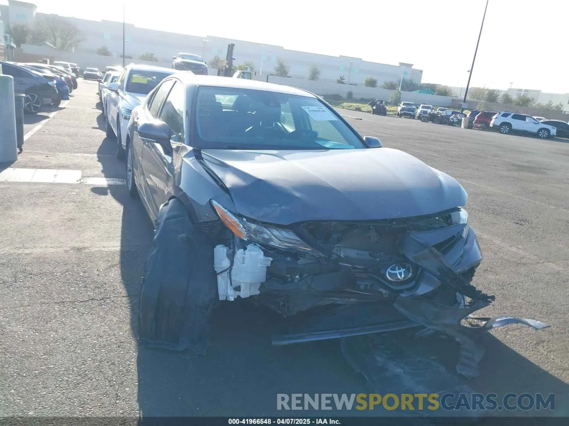 6 fotografías del automóvil dañado 4T1F11AK4LU308732 TOYOTA CAMRY 2020