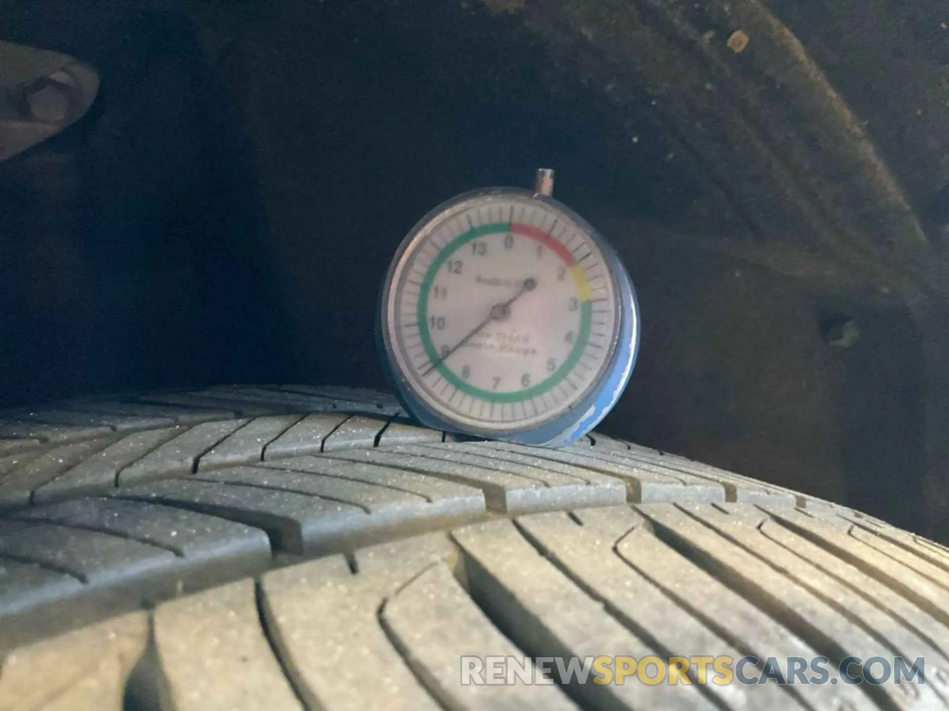 25 fotografías del automóvil dañado 4T1F11AK5LU943085 TOYOTA CAMRY 2020