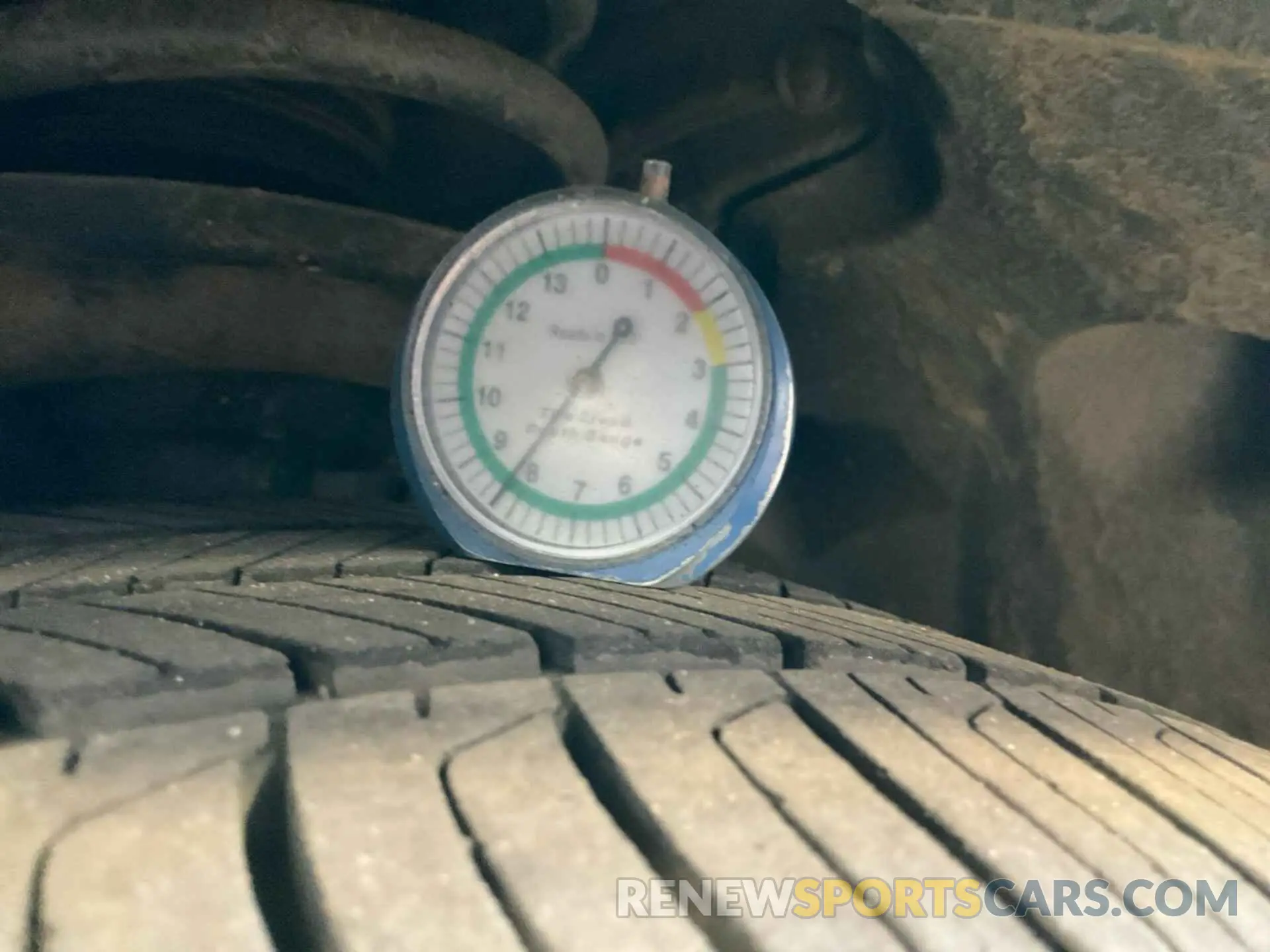4 fotografías del automóvil dañado 4T1F11AK5LU943085 TOYOTA CAMRY 2020