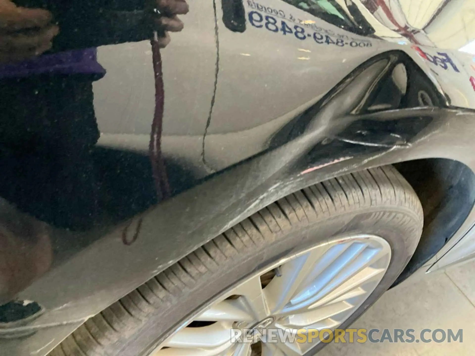 5 fotografías del automóvil dañado 4T1F11AK5LU943085 TOYOTA CAMRY 2020