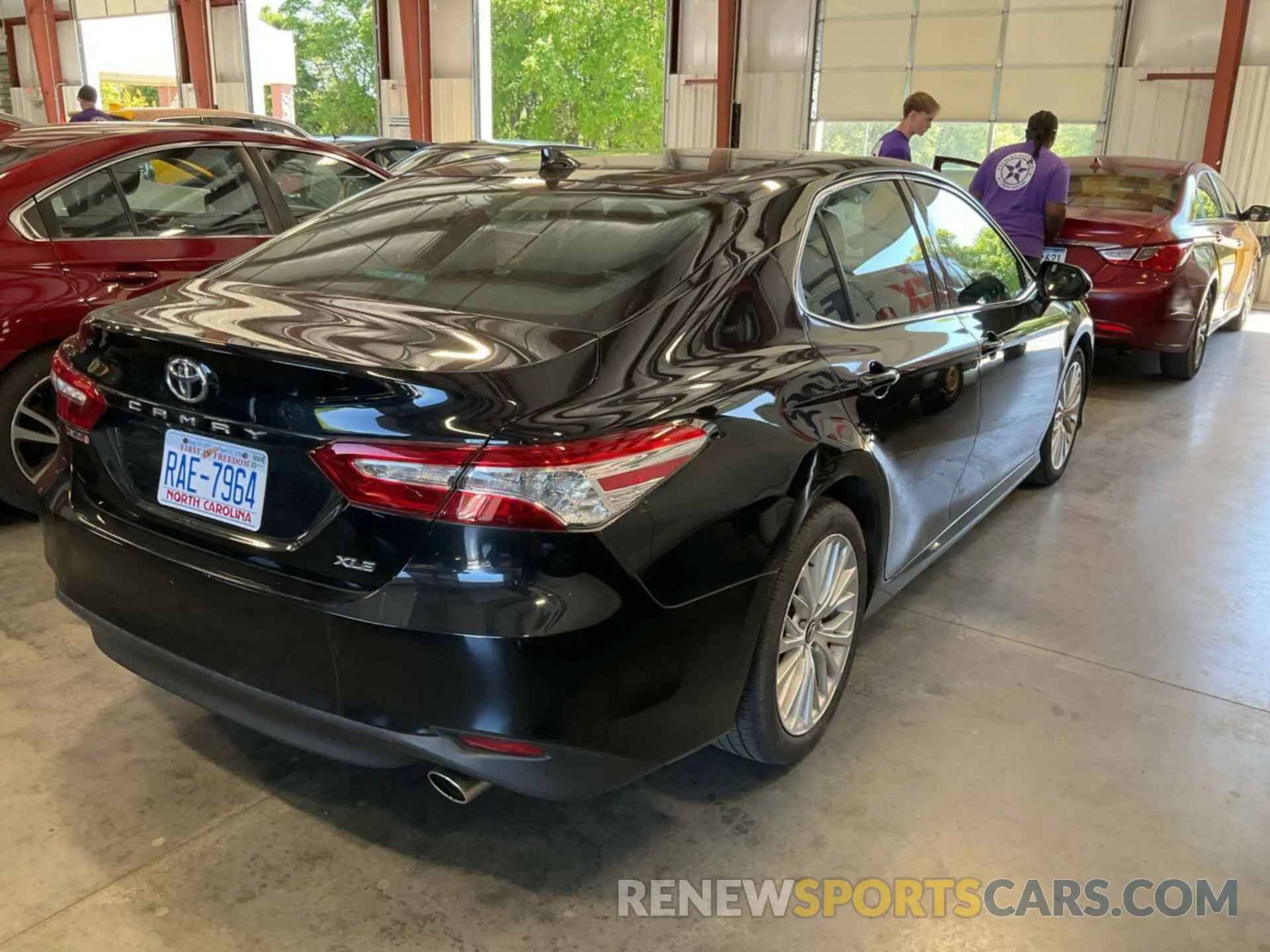 6 fotografías del automóvil dañado 4T1F11AK5LU943085 TOYOTA CAMRY 2020
