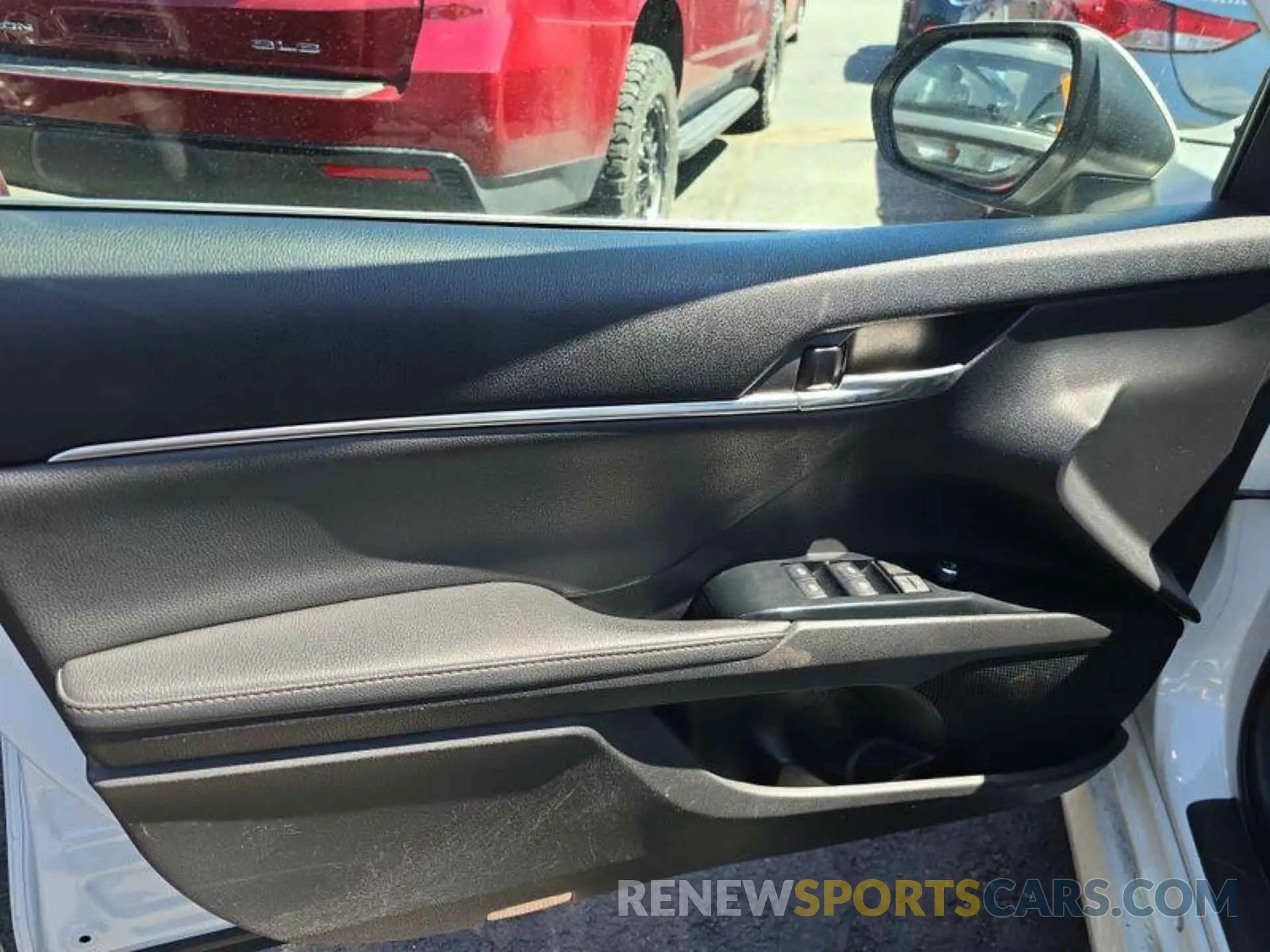 22 fotografías del automóvil dañado 4T1F11AK7LU959448 TOYOTA CAMRY 2020