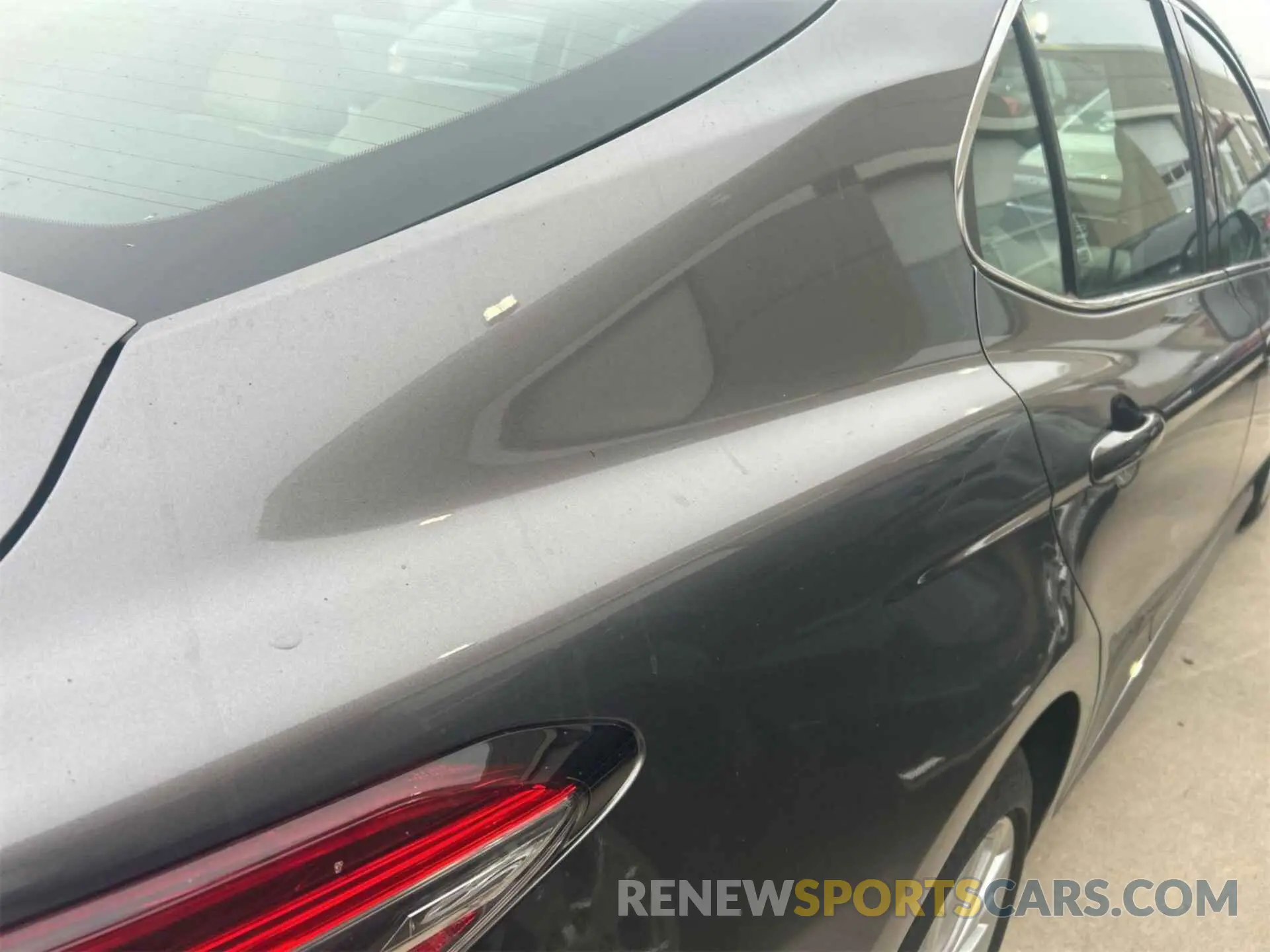 17 fotografías del automóvil dañado 4T1F11AK8LU859293 TOYOTA CAMRY 2020