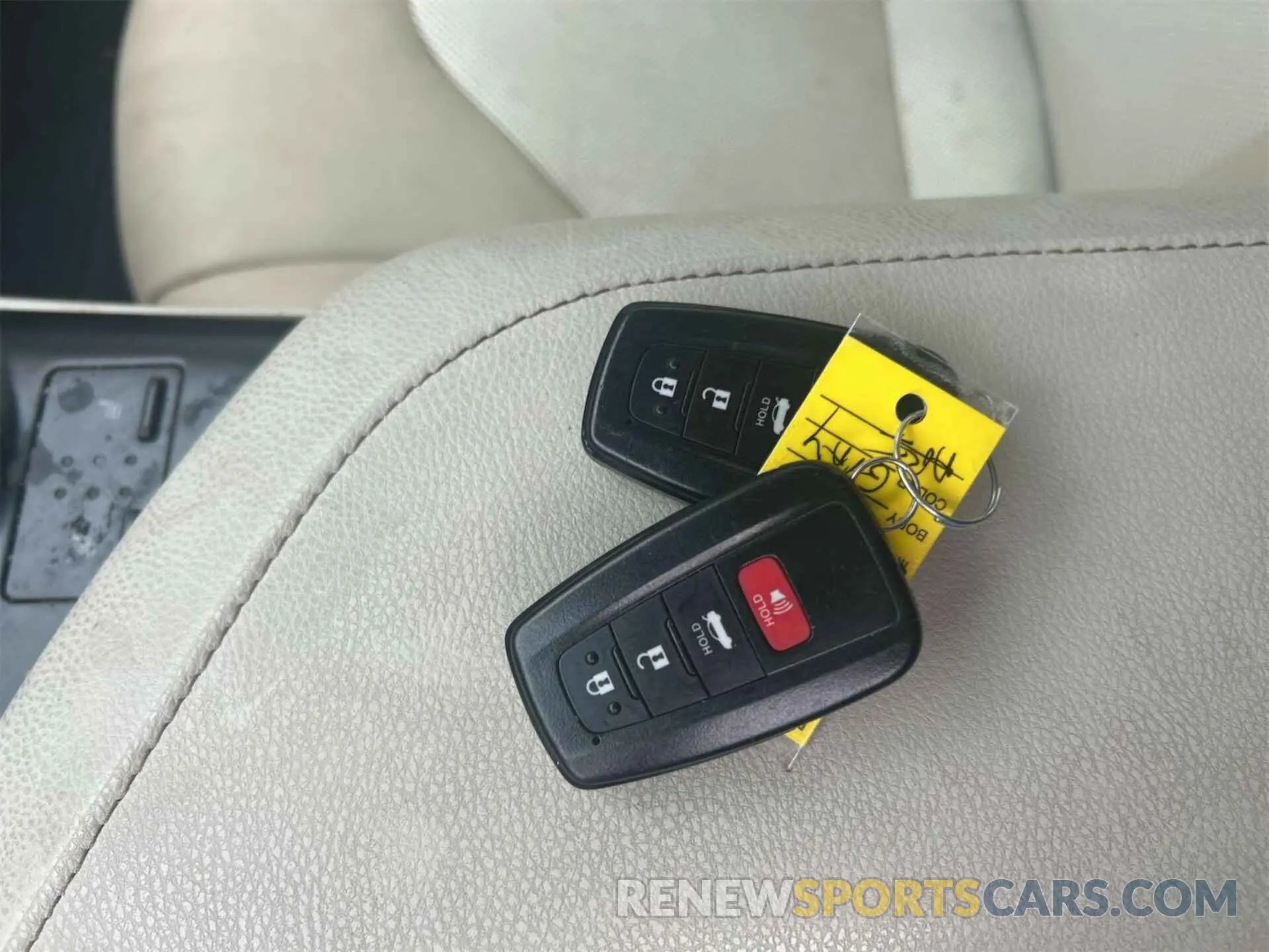 18 fotografías del automóvil dañado 4T1F11AK8LU859293 TOYOTA CAMRY 2020