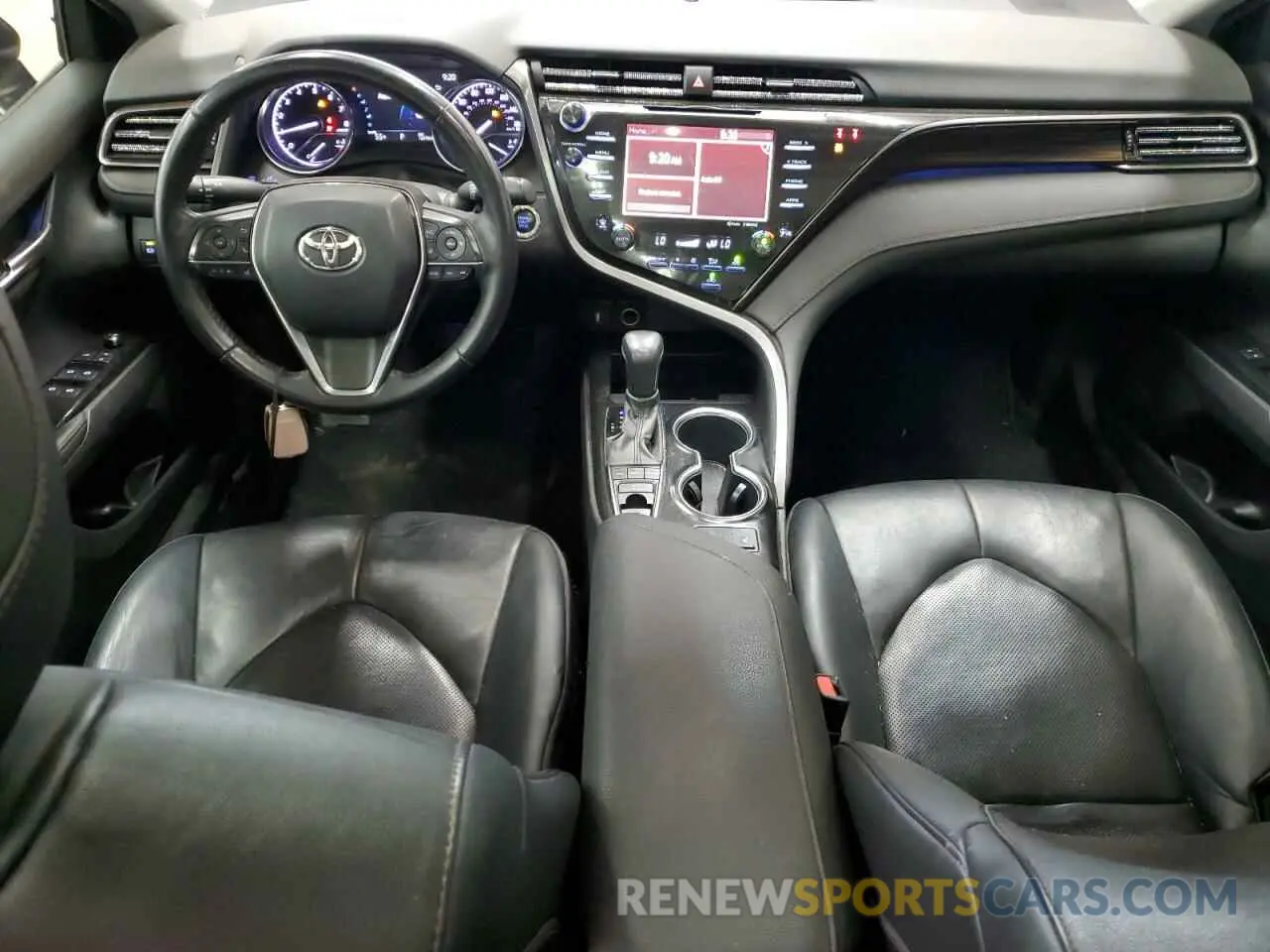 8 fotografías del automóvil dañado 4T1F11AKXLU888939 TOYOTA CAMRY 2020