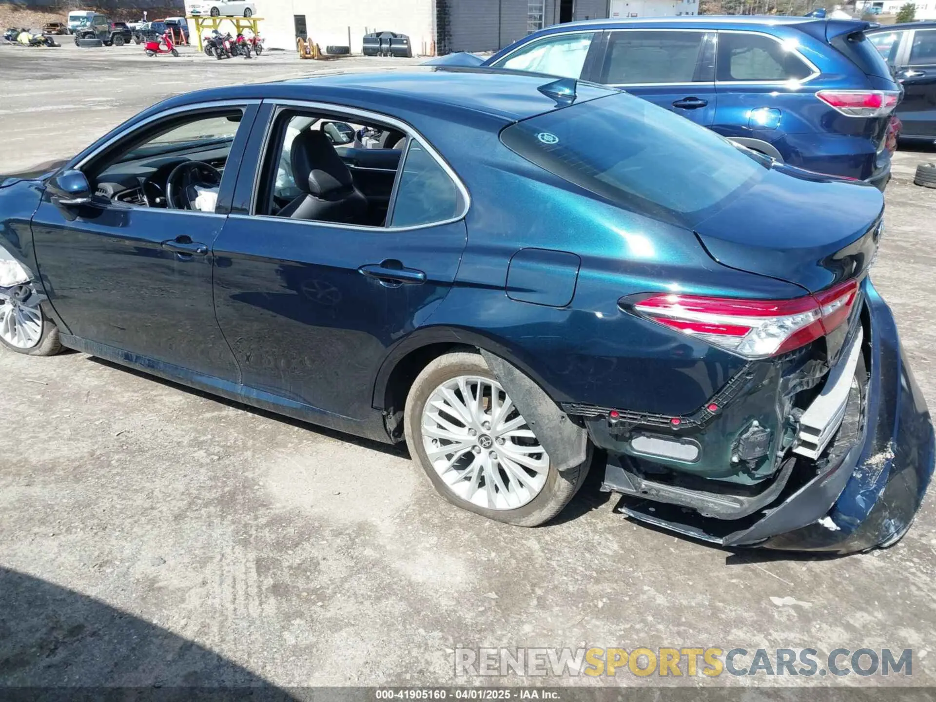 14 fotografías del automóvil dañado 4T1F11BK0LU001167 TOYOTA CAMRY 2020