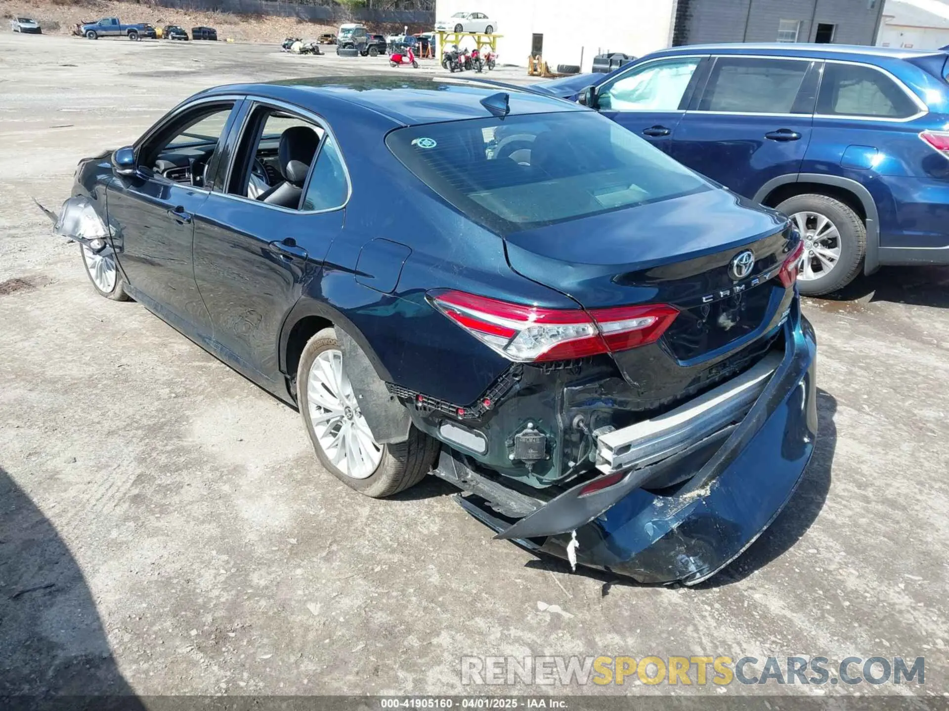 3 fotografías del automóvil dañado 4T1F11BK0LU001167 TOYOTA CAMRY 2020