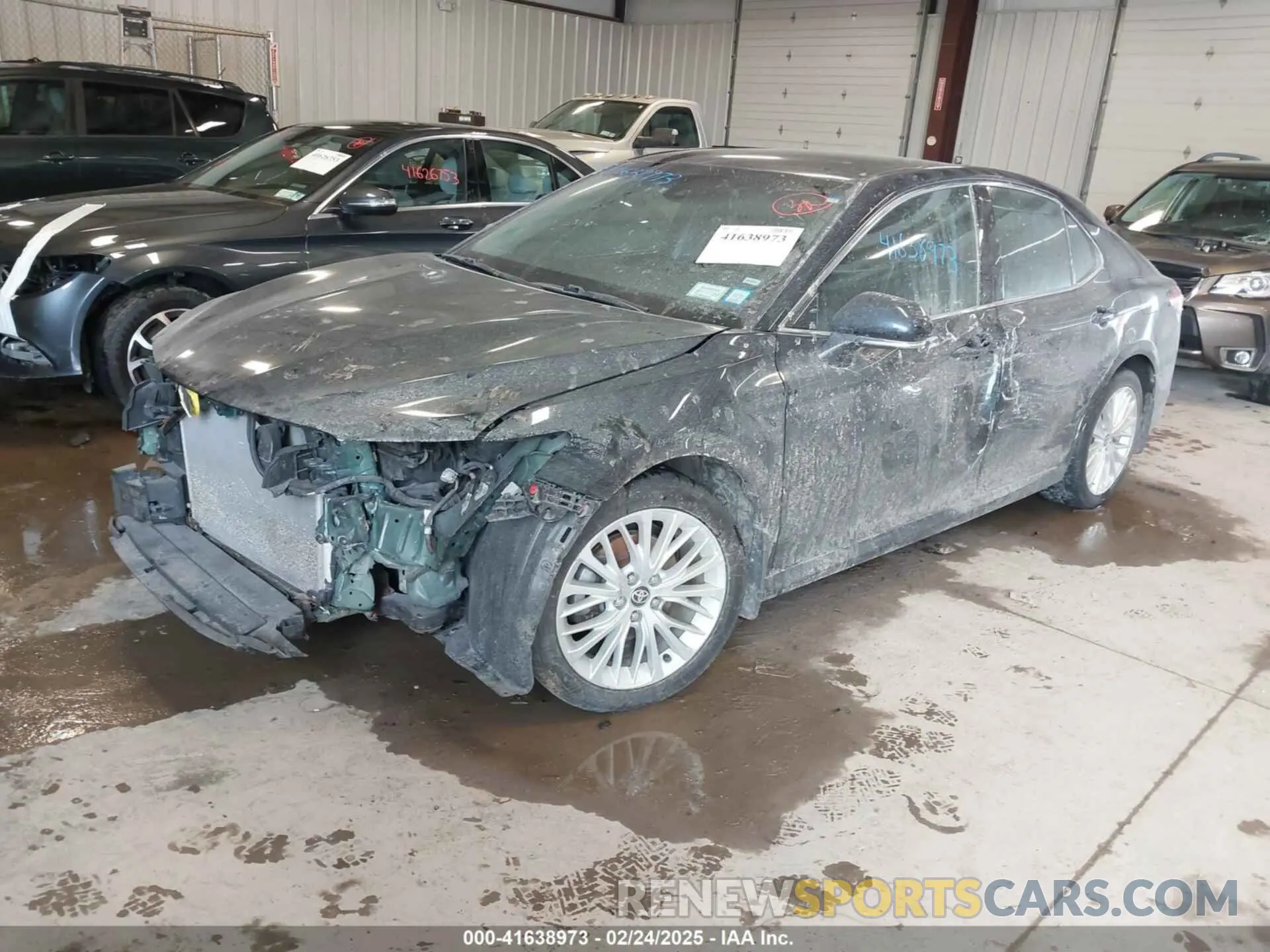 2 fotografías del automóvil dañado 4T1F11BK2LU010730 TOYOTA CAMRY 2020