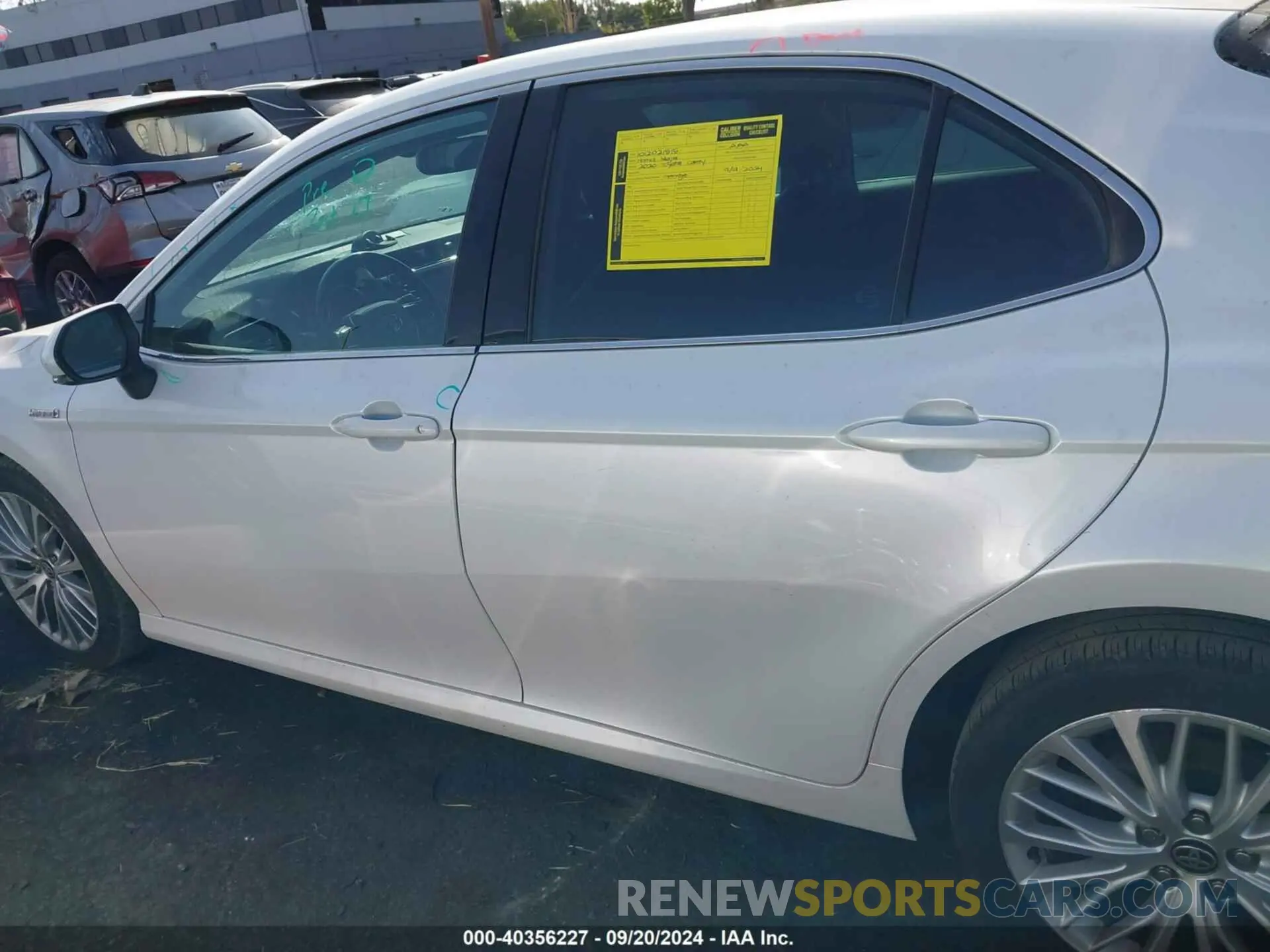 15 fotografías del automóvil dañado 4T1F31AK0LU542473 TOYOTA CAMRY 2020