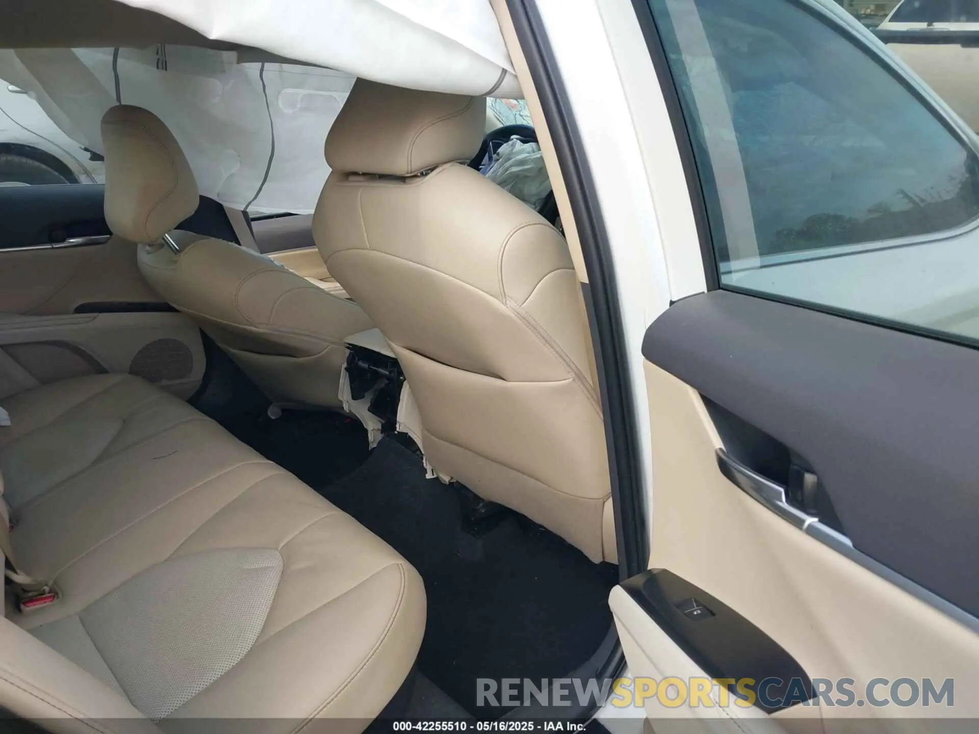 8 fotografías del automóvil dañado 4T1F31AK2LU523486 TOYOTA CAMRY 2020