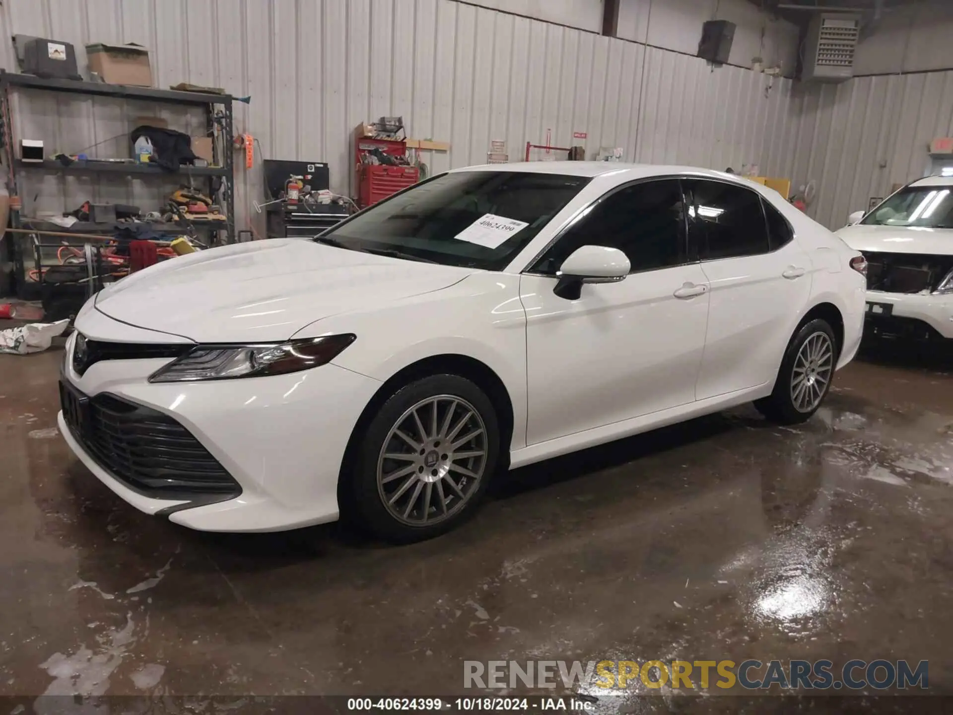 2 fotografías del automóvil dañado 4T1F31AK2LU524444 TOYOTA CAMRY 2020