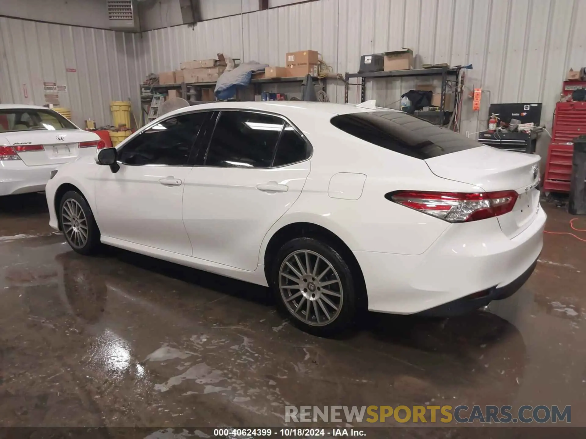 3 fotografías del automóvil dañado 4T1F31AK2LU524444 TOYOTA CAMRY 2020