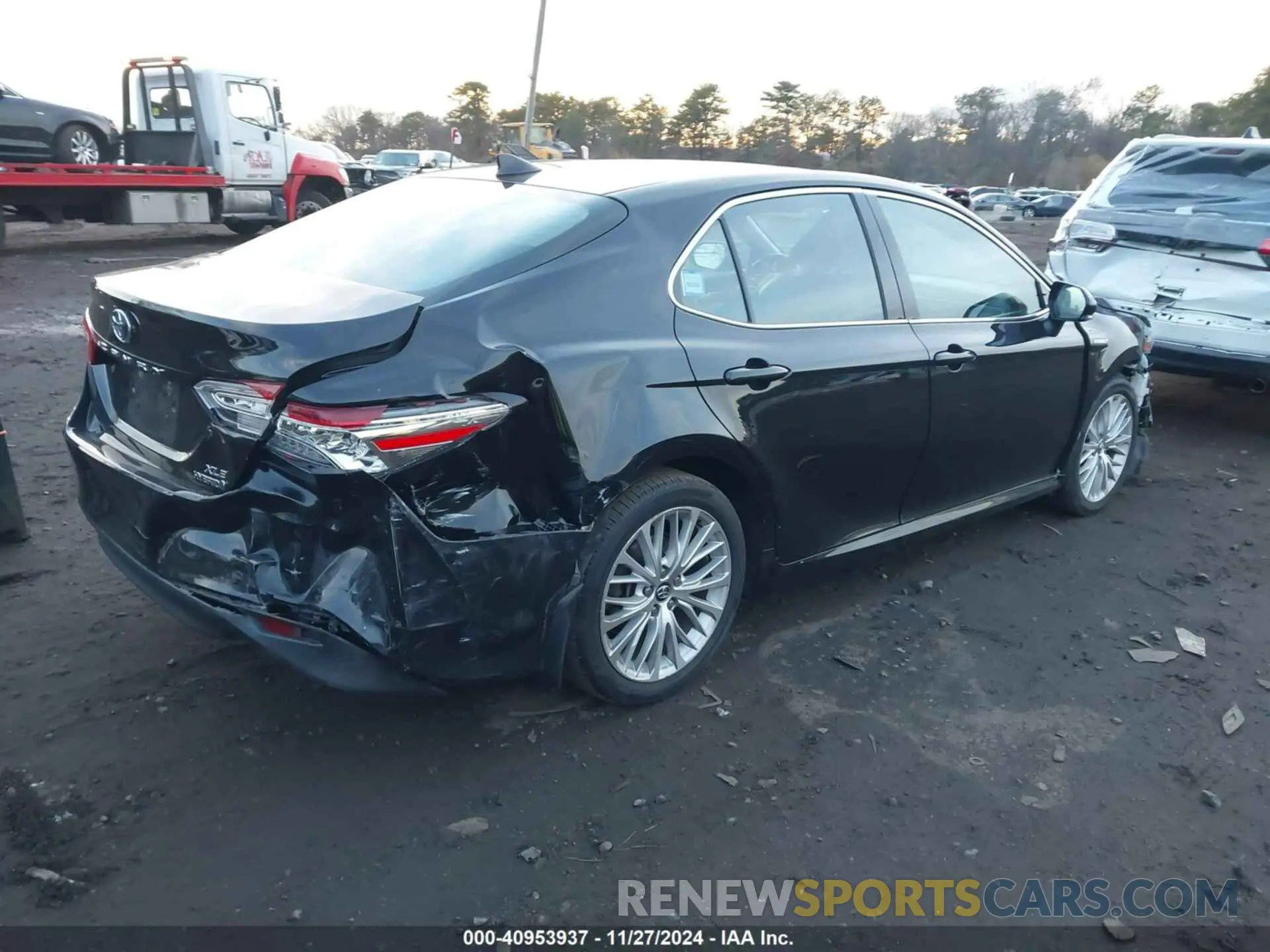 4 fotografías del automóvil dañado 4T1F31AK2LU525657 TOYOTA CAMRY 2020